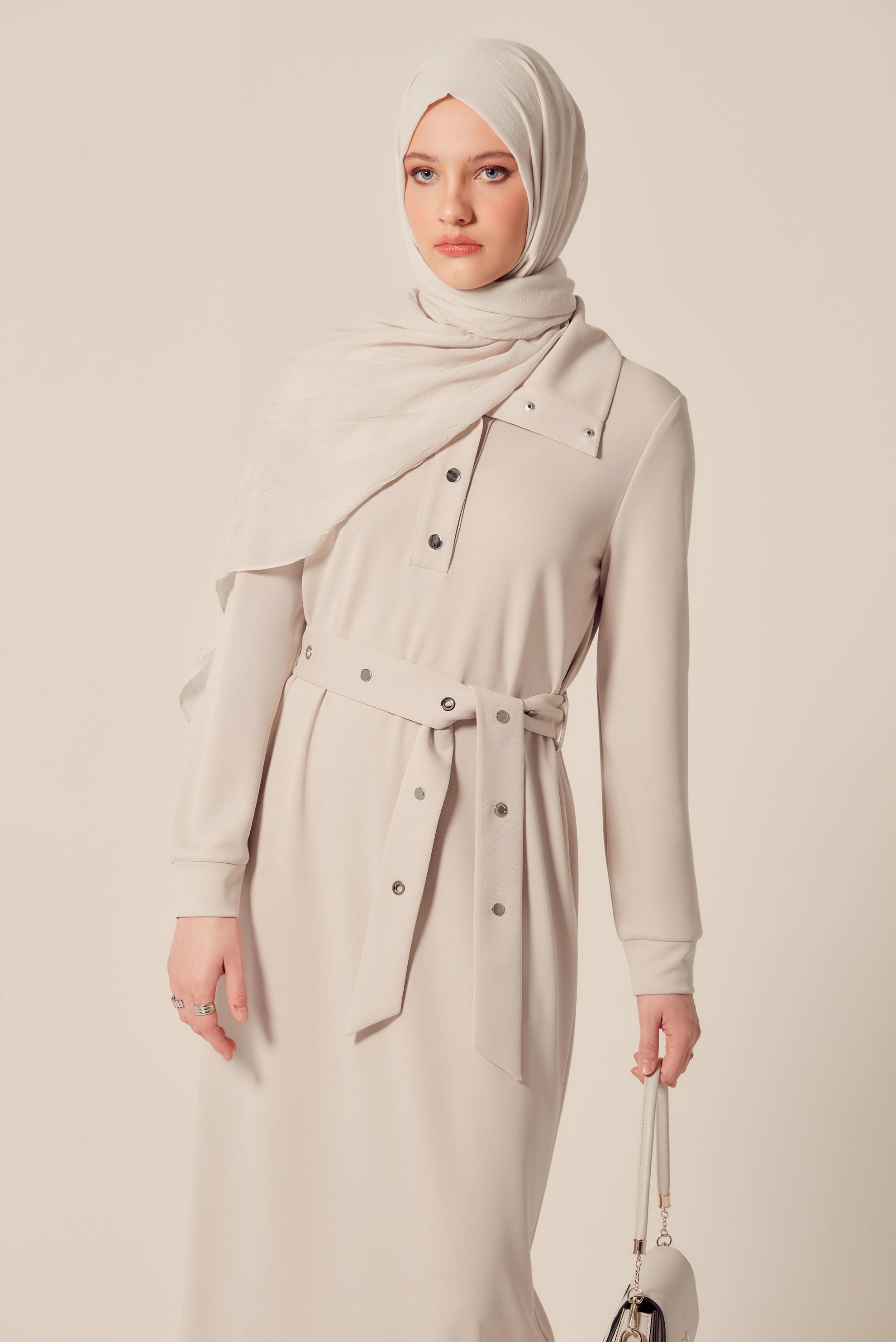 Vêtements hijab BEIGE ROBE DE SURVÊTEMENT CEINTURÉE 45465