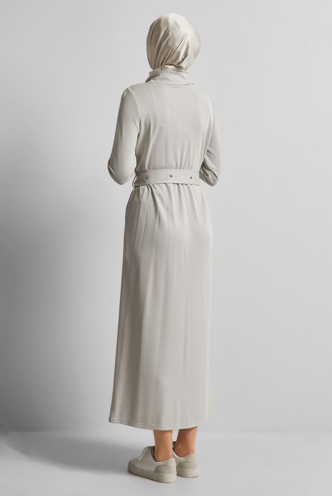 Tesettür giyim BEJ KUŞAKLI EŞOFMAN ELBİSE 45465 - ALVİNA