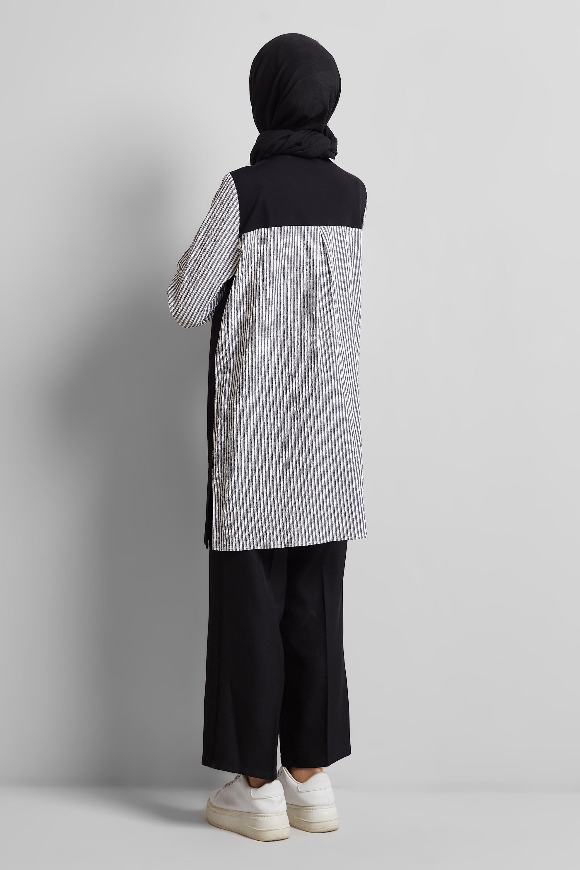 Tesettür giyim SİYAH BASKILI EŞOFMAN TUNİK 45468