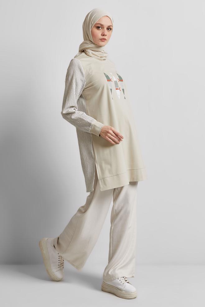 Hijab-Kleidung SAND TRAININGSTUNIKA MIT DRUCK 45468 - ALVİNA