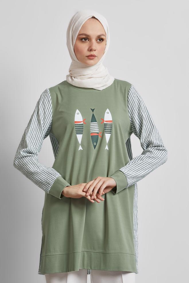 Hijab-Kleidung GRÜN TRAININGSTUNIKA MIT DRUCK 45468 - ALVİNA