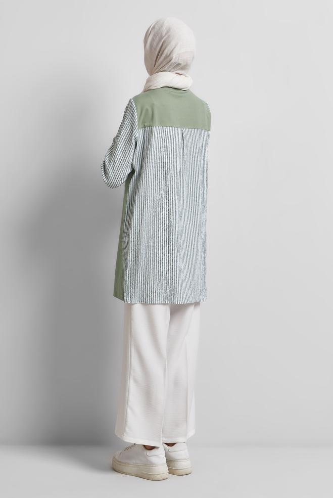 Hijab-Kleidung GRÜN TRAININGSTUNIKA MIT DRUCK 45468 - ALVİNA