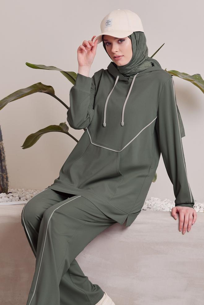 Hijab-Kleidung KHAKI TRAININGSANZUG-SET MIT HOSE 45469 - ALVİNA