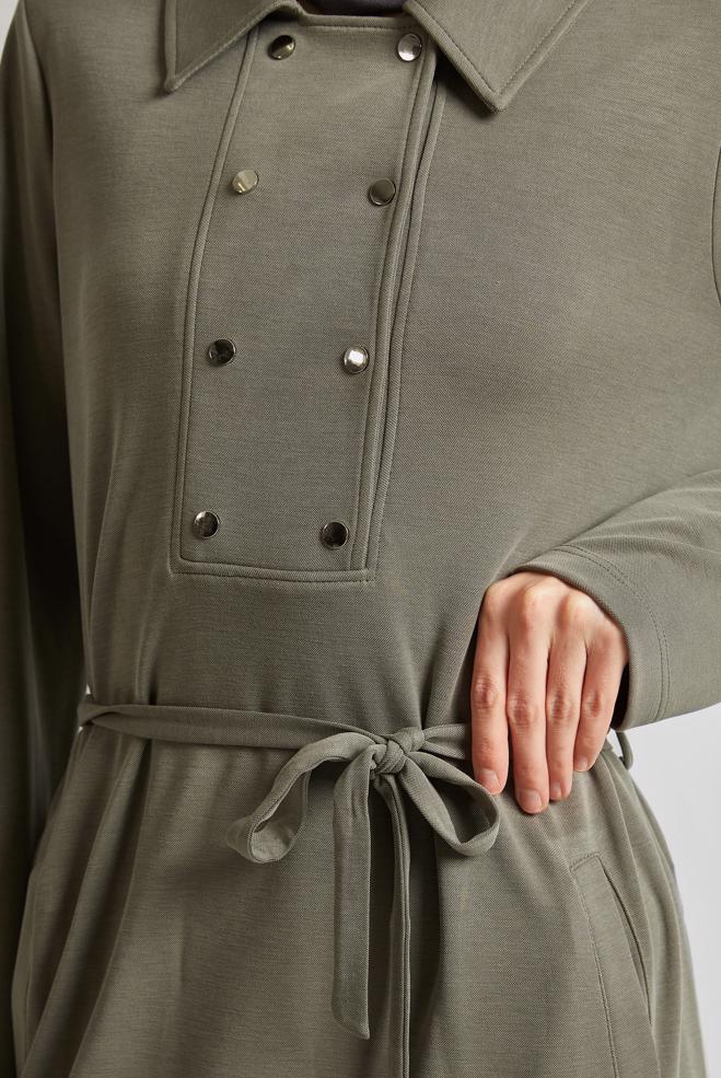 Tesettür giyim HAKİ KUŞAKLI EŞOFMAN ELBİSE 45470 - ALVİNA