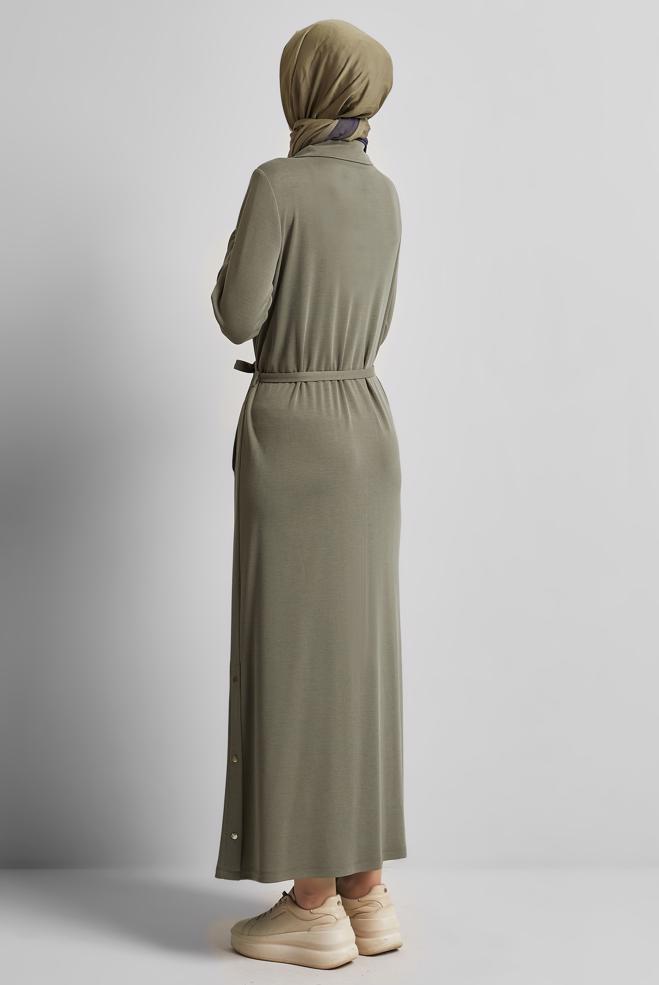 Tesettür giyim HAKİ KUŞAKLI EŞOFMAN ELBİSE 45470 - ALVİNA