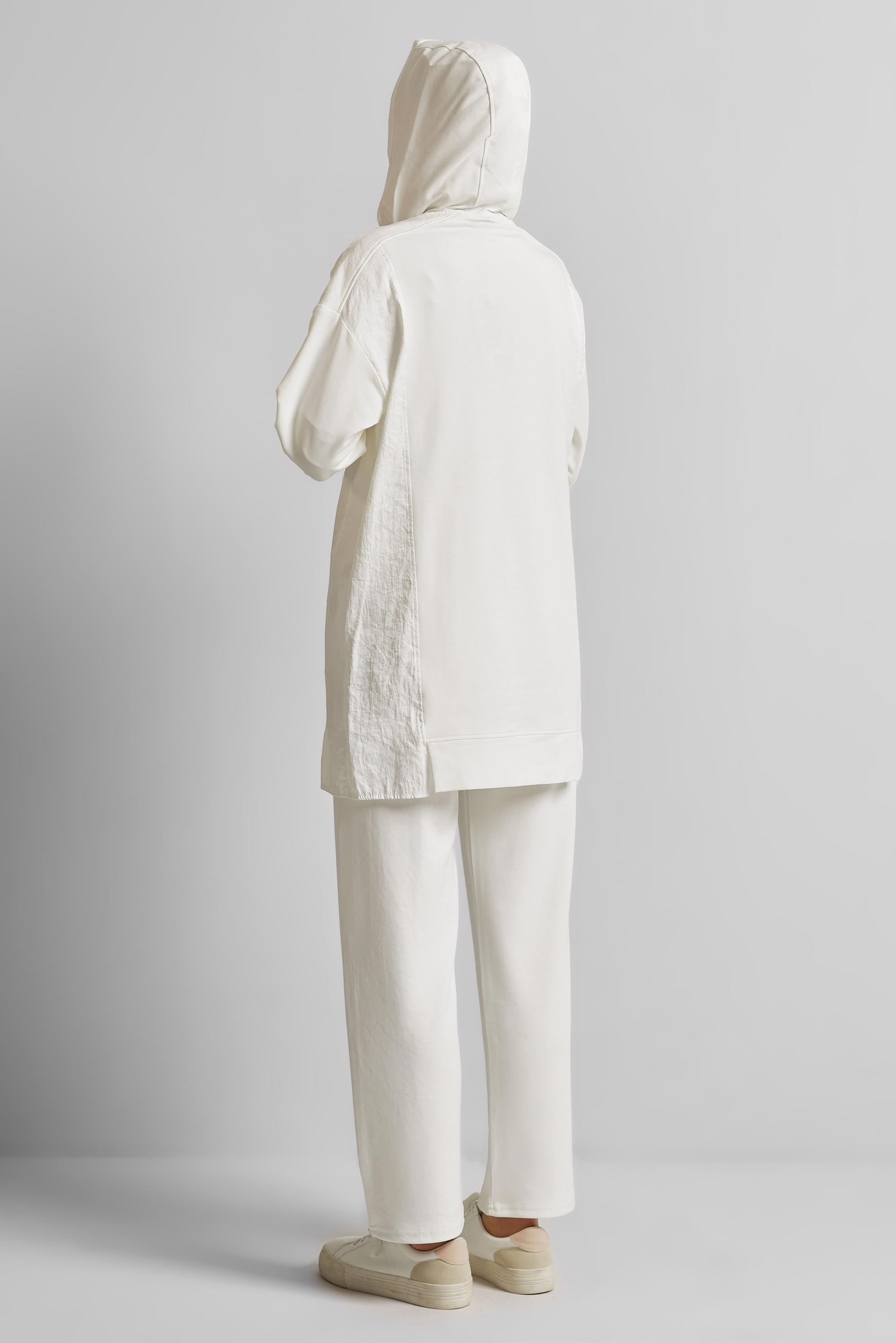 Tesettür giyim BEYAZ KAPÜŞONLU EŞOFMAN TUNİK 45542