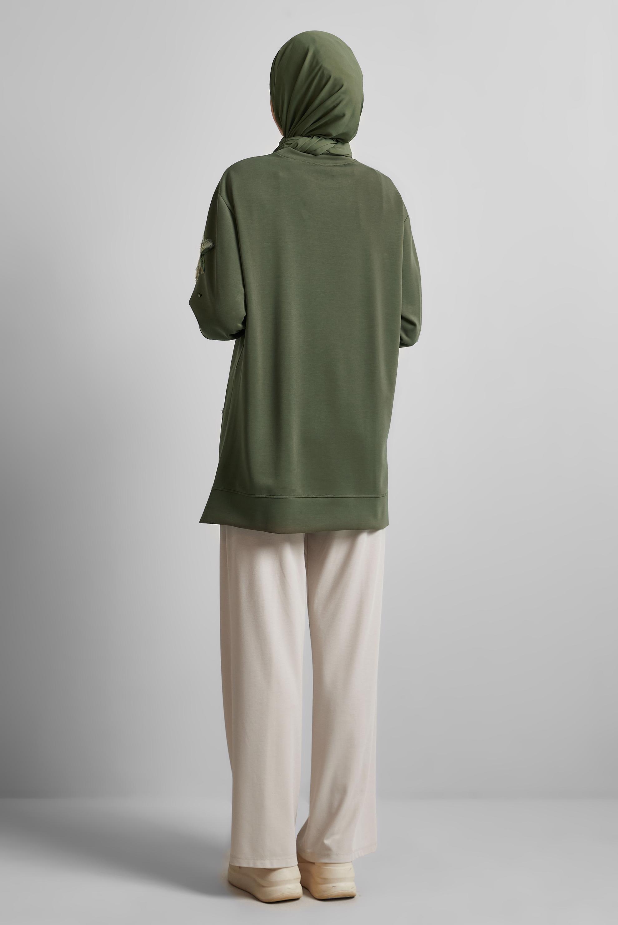 Tesettür giyim HAKİ TAŞ BASKILI EŞOFMAN TUNİK 45570