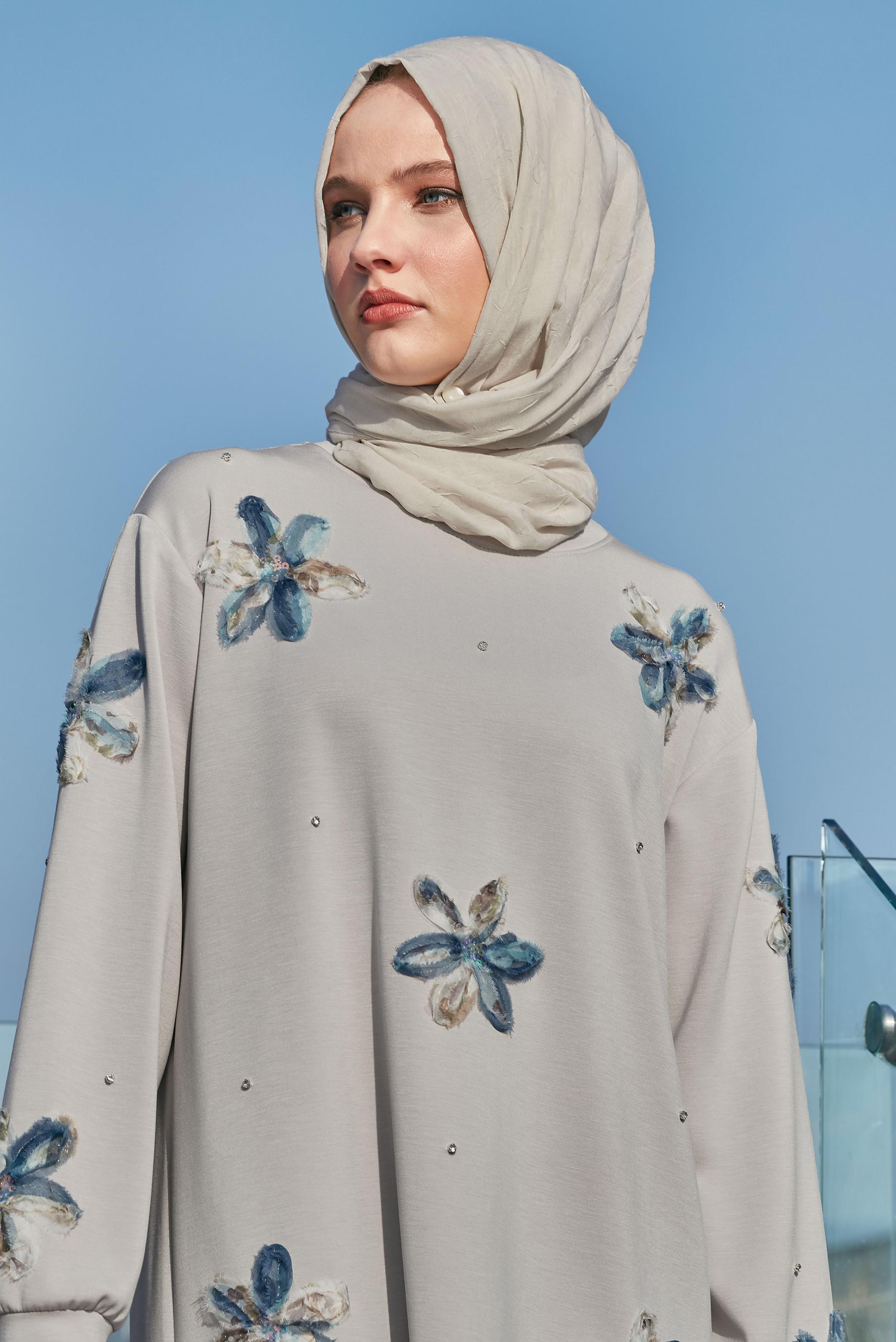 Tesettür giyim BEJ TAŞ BASKILI EŞOFMAN TUNİK 45570