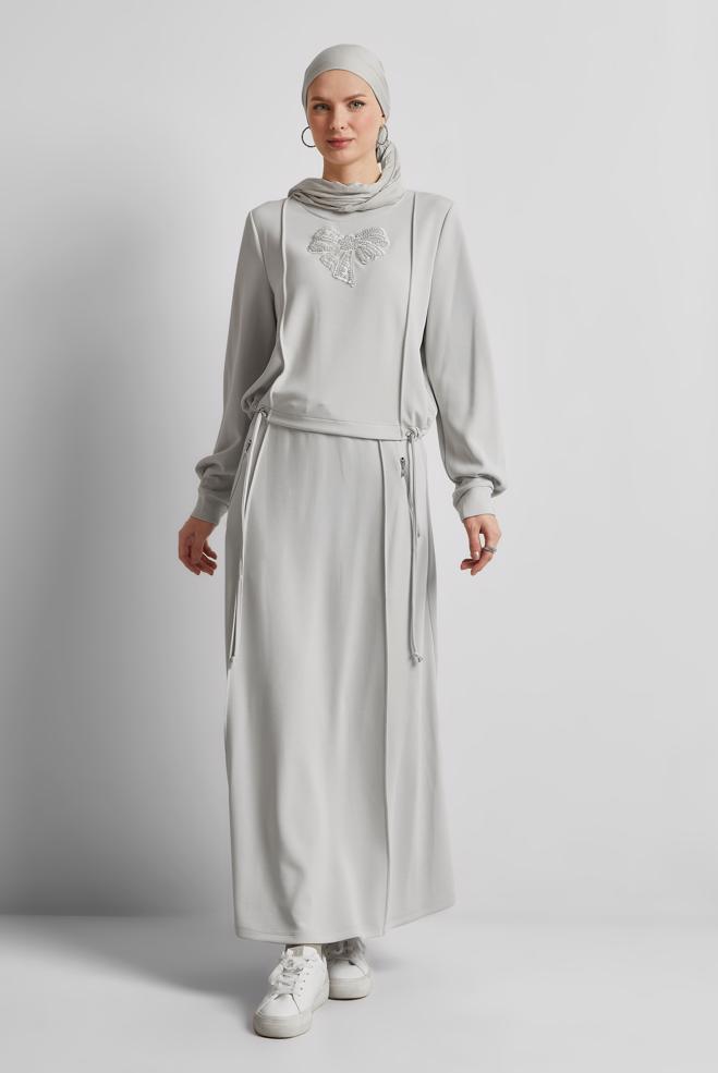 Hijab-Kleidung BEIGE TRAININGSANZUG-SET MIT ROCK 45572 - ALVİNA