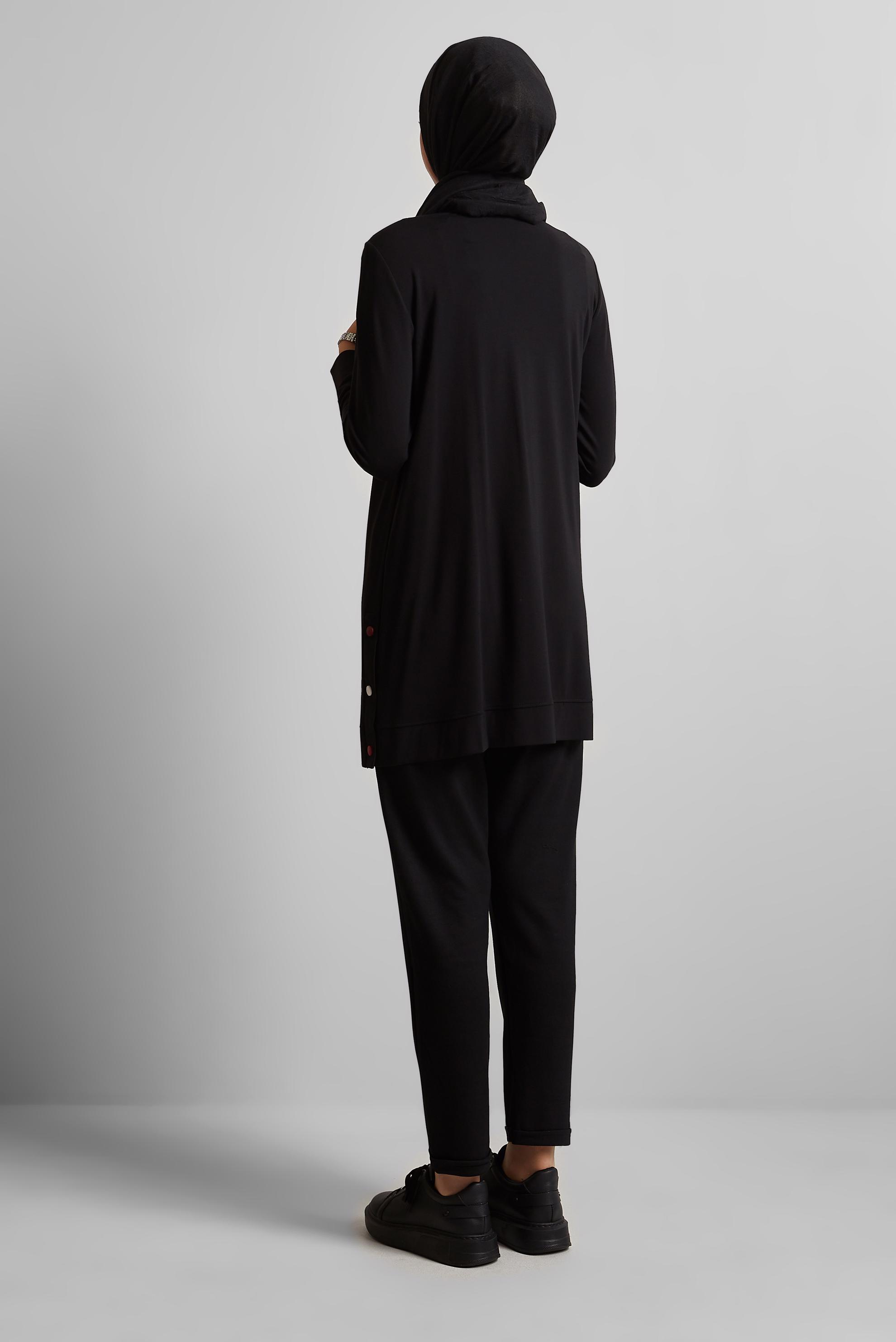 Tesettür giyim SİYAH YAZI BASKILI EŞOFMAN TUNİK 45603