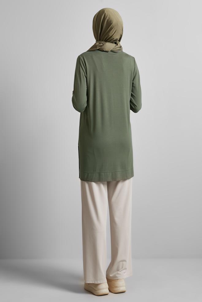 Vêtements hijab KAKI TUNIQUE DE SURVÊTEMENT IMPRIMÉE À SLOGAN 45603 - ALVİNA