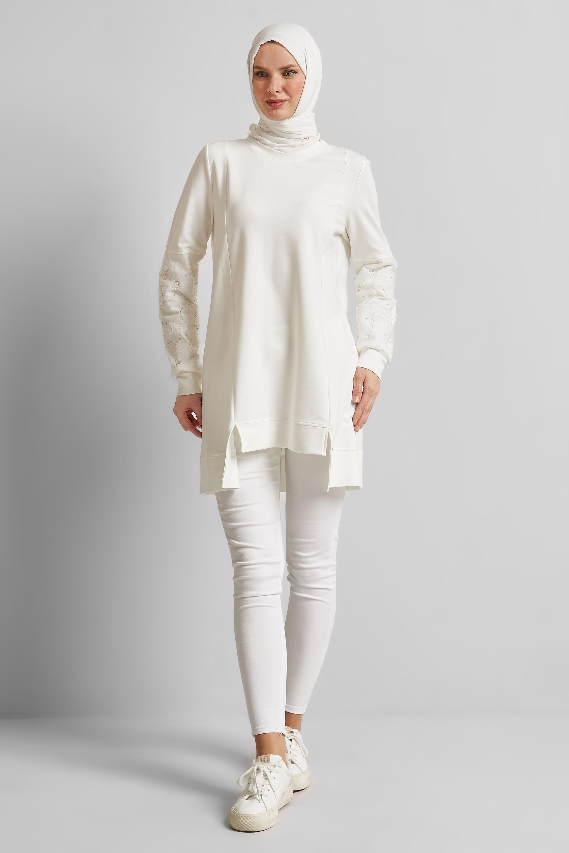 Tesettür giyim BEYAZ PAMUKLU EŞOFMAN TUNİK 45627
