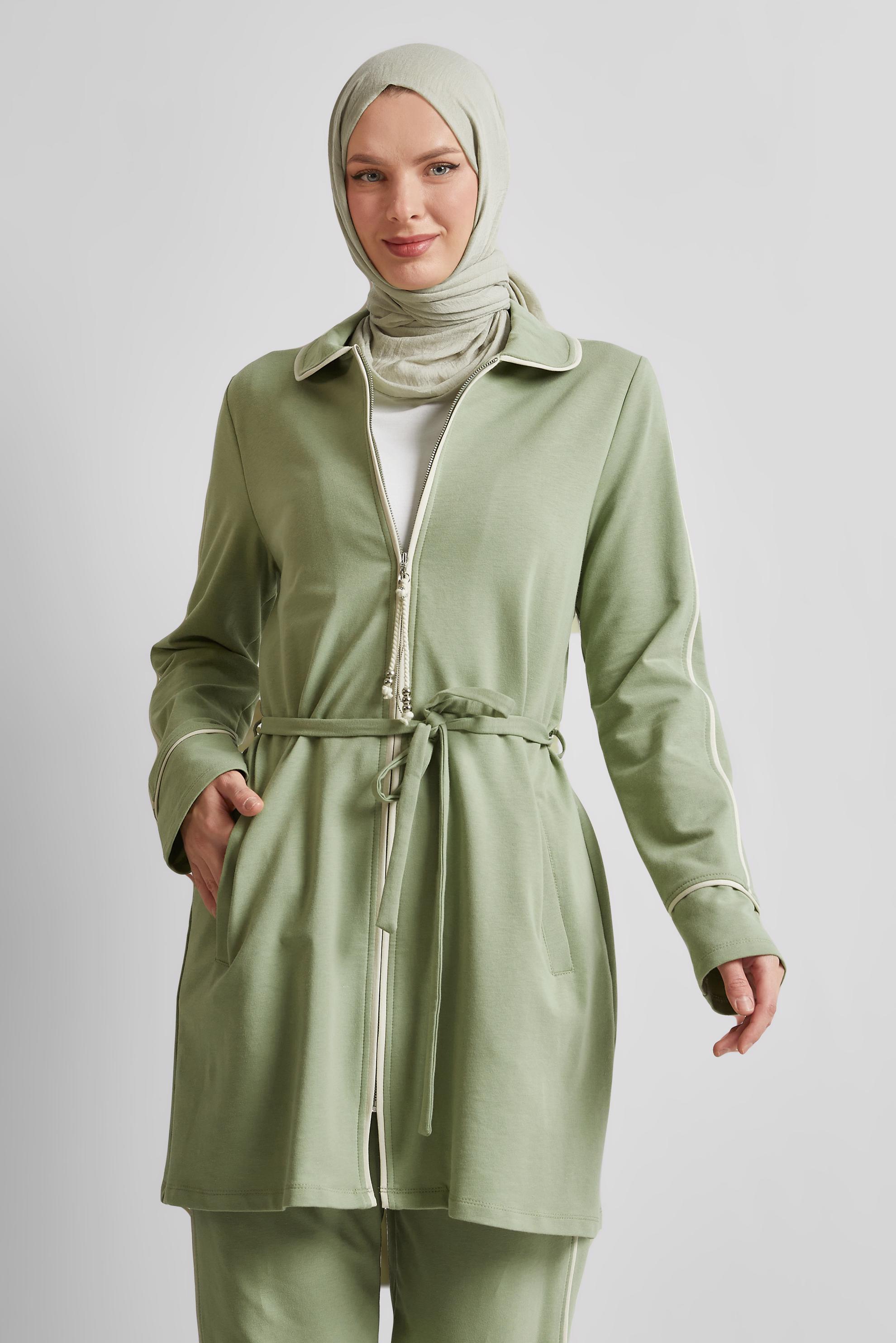 Vêtements hijab VERT ENSEMBLE DE SURVÊTEMENT CEINTURÉ 45632