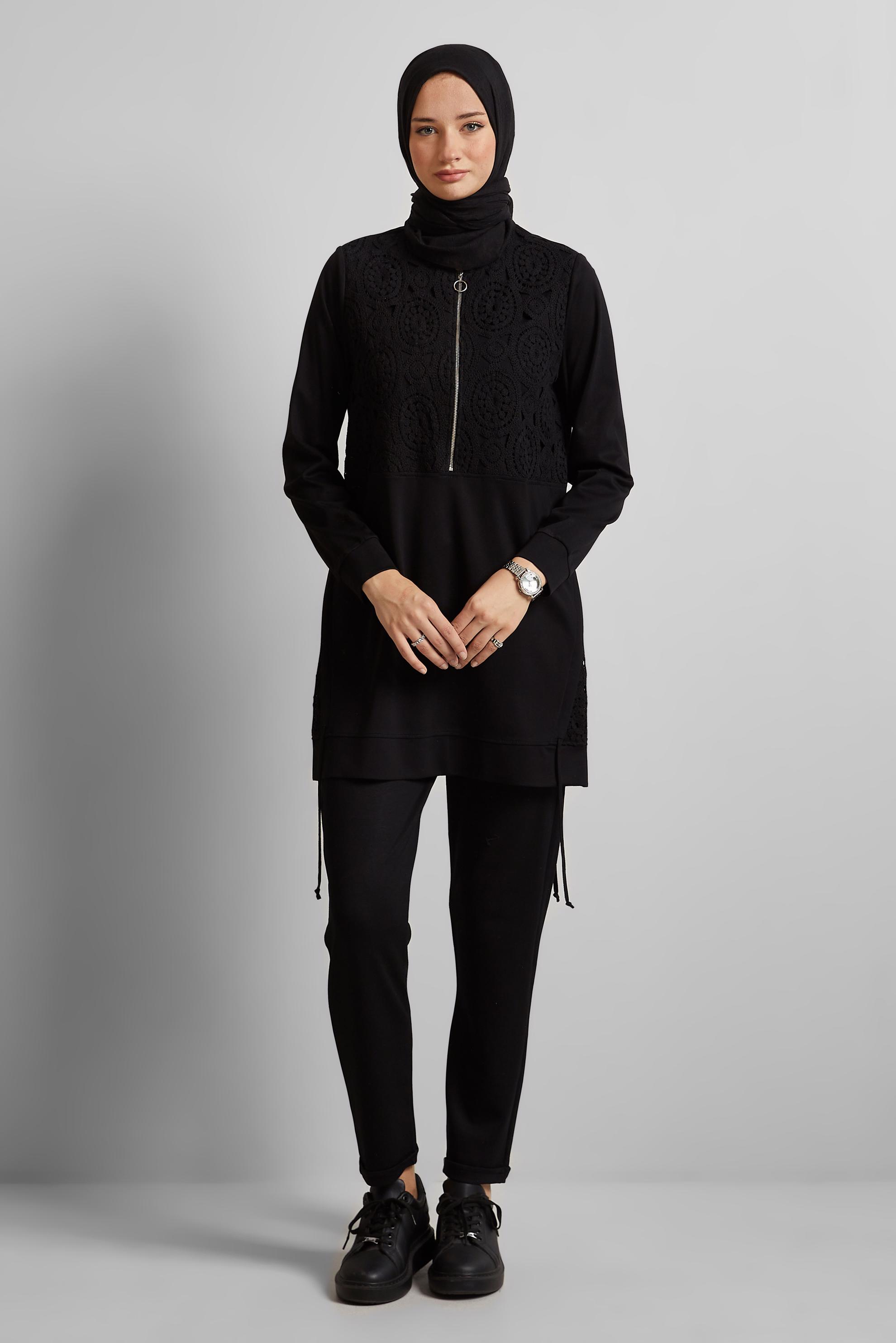 Tesettür giyim SİYAH NAKIŞ DETAYLI EŞOFMAN TUNİK 45667