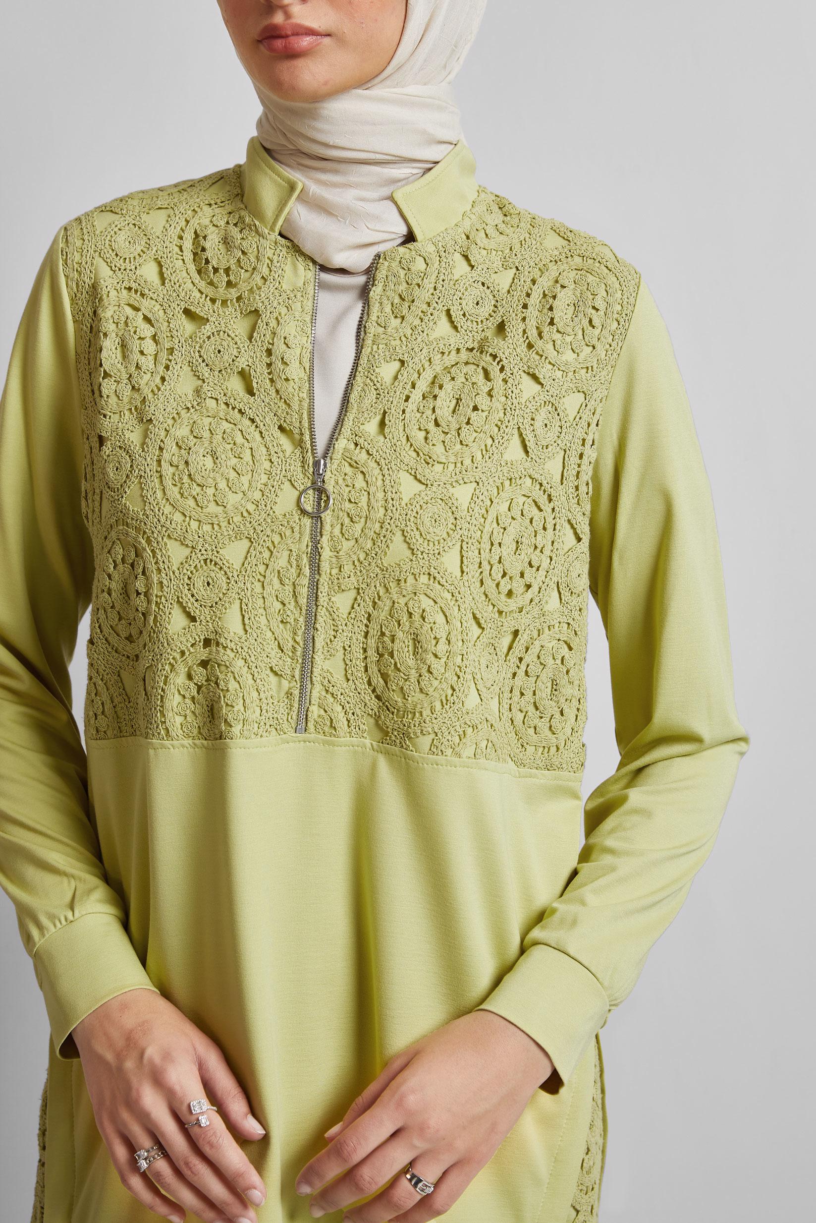 Tesettür giyim SARI NAKIŞ DETAYLI EŞOFMAN TUNİK 45667