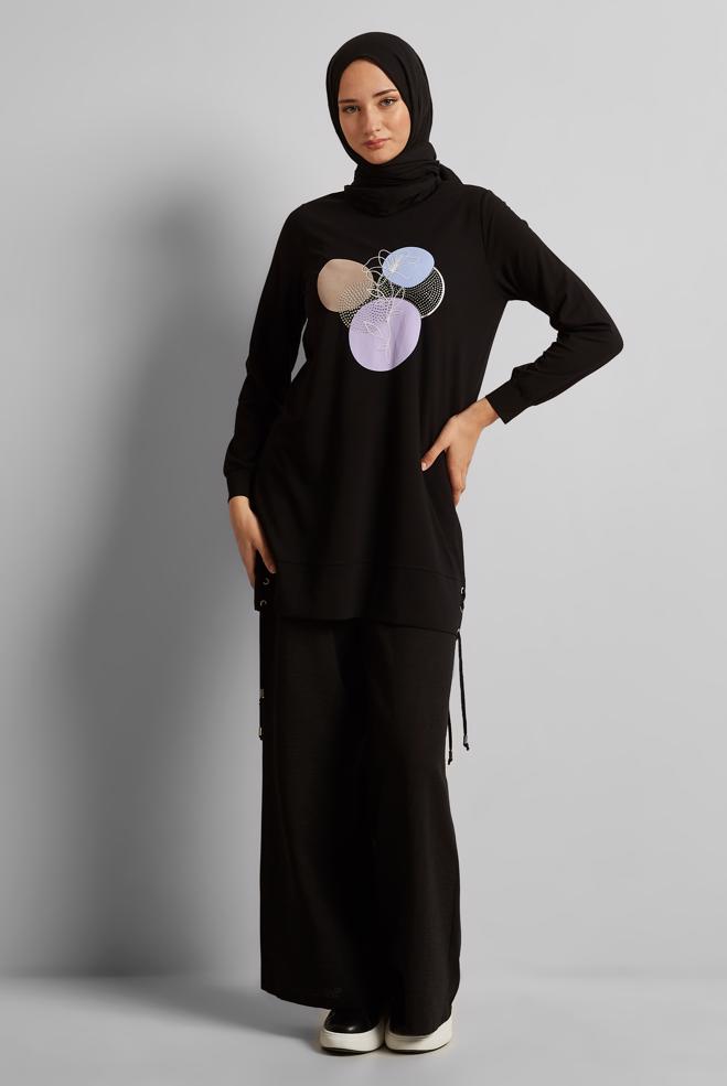 Hijab-Kleidung SCHWARZ BEDRUCKTE TRAININGSANZUG-TUNIKA 45692 - ALVİNA