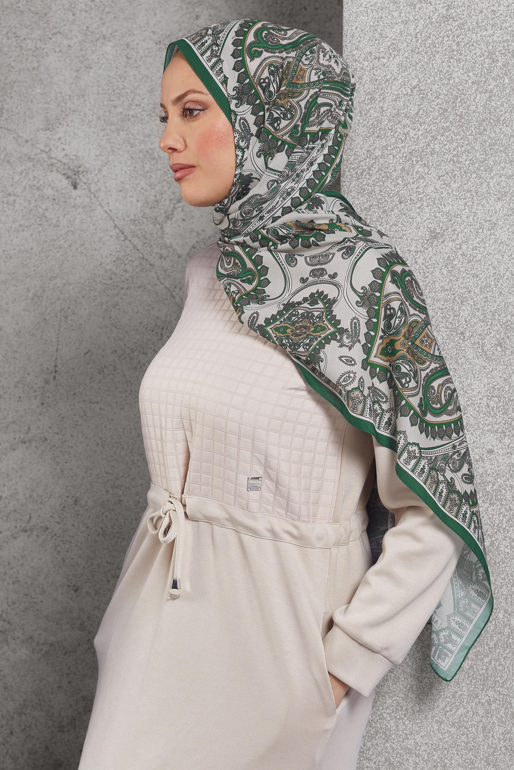 Tesettür giyim YEŞİL ALVİNA DESENLİ ŞAL 10174