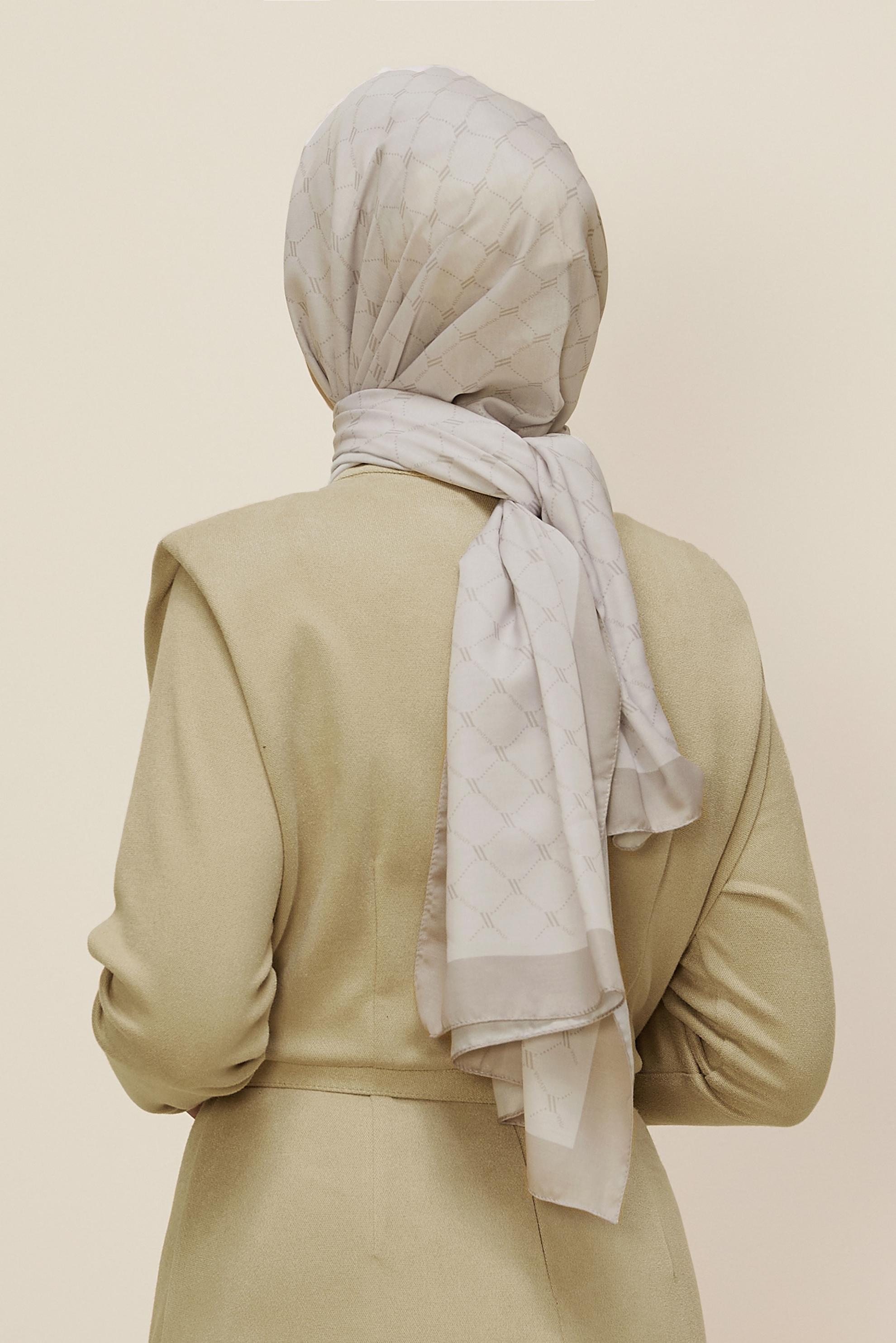 Tesettür giyim BEJ ALVİNA DESENLİ ŞAL 10281