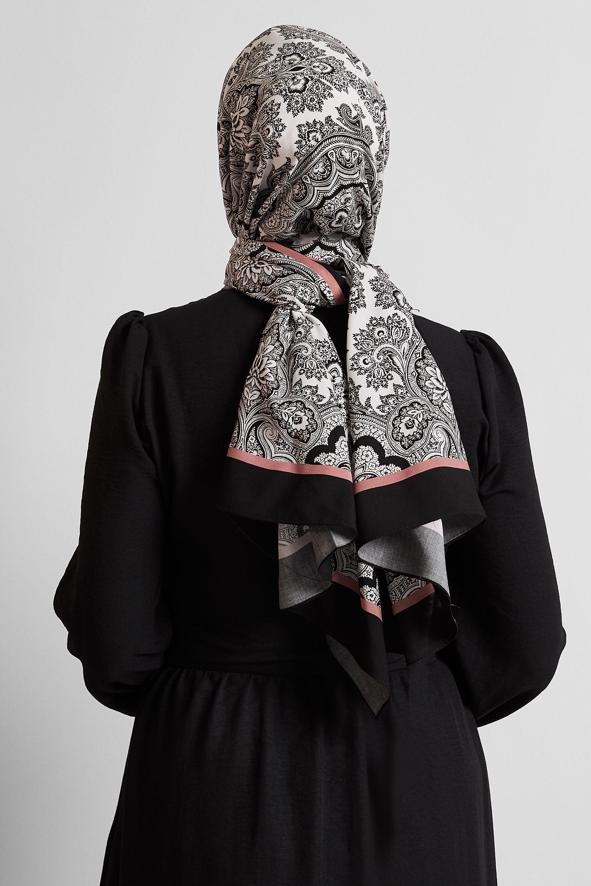 Tesettür giyim SİYAH ALVİNA ETNİK DESENLİ ŞAL 4460