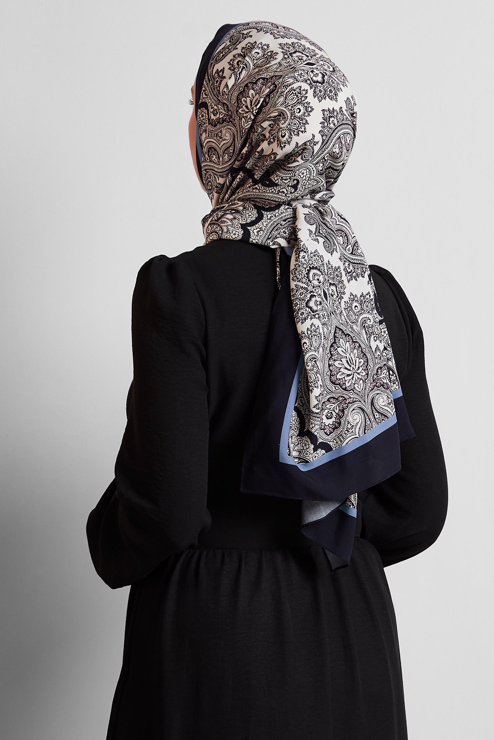 Tesettür giyim LACİVERT ALVİNA ETNİK DESENLİ ŞAL 4460