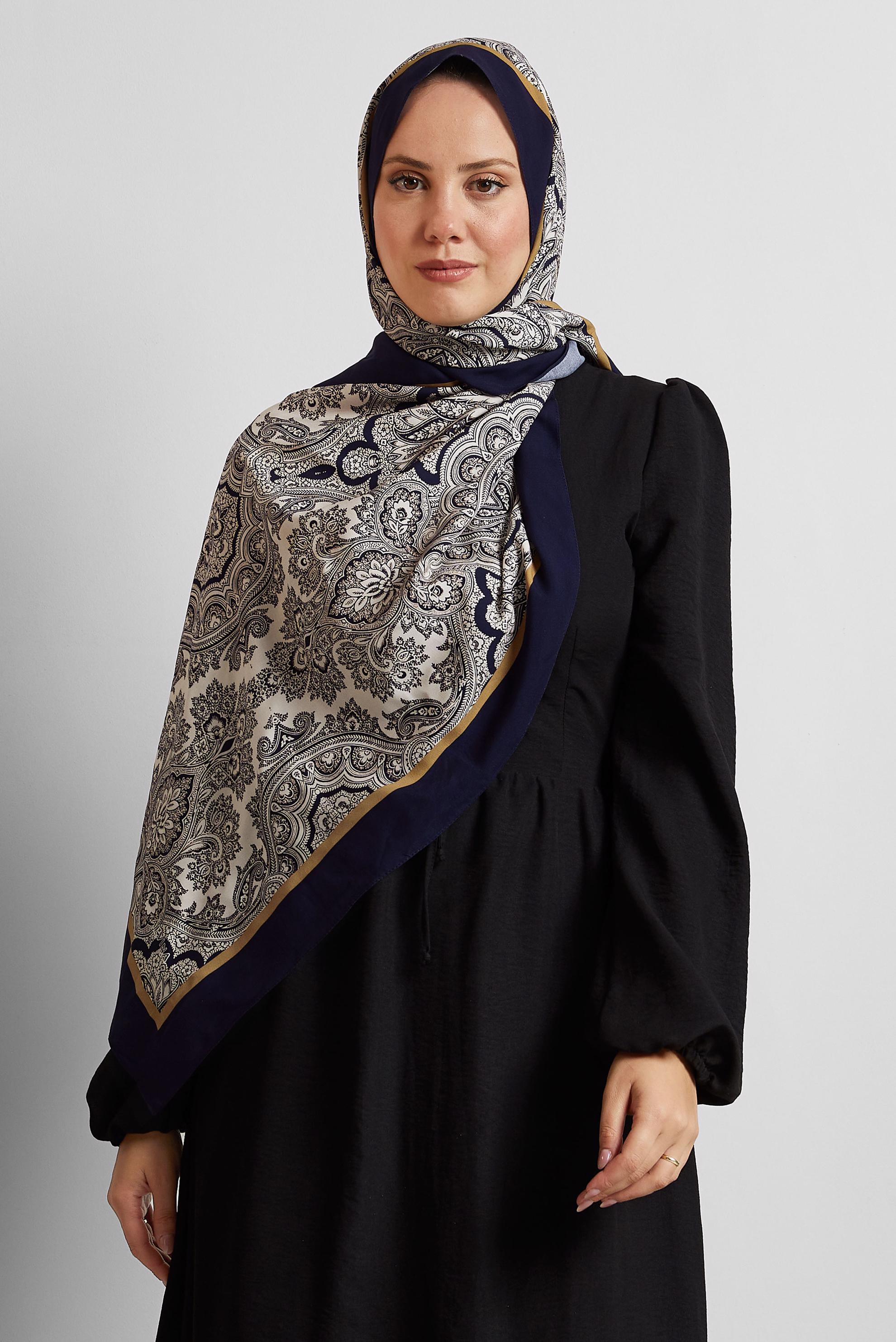 Tesettür giyim LACİVERT ALVİNA ETNİK DESENLİ ŞAL 4460