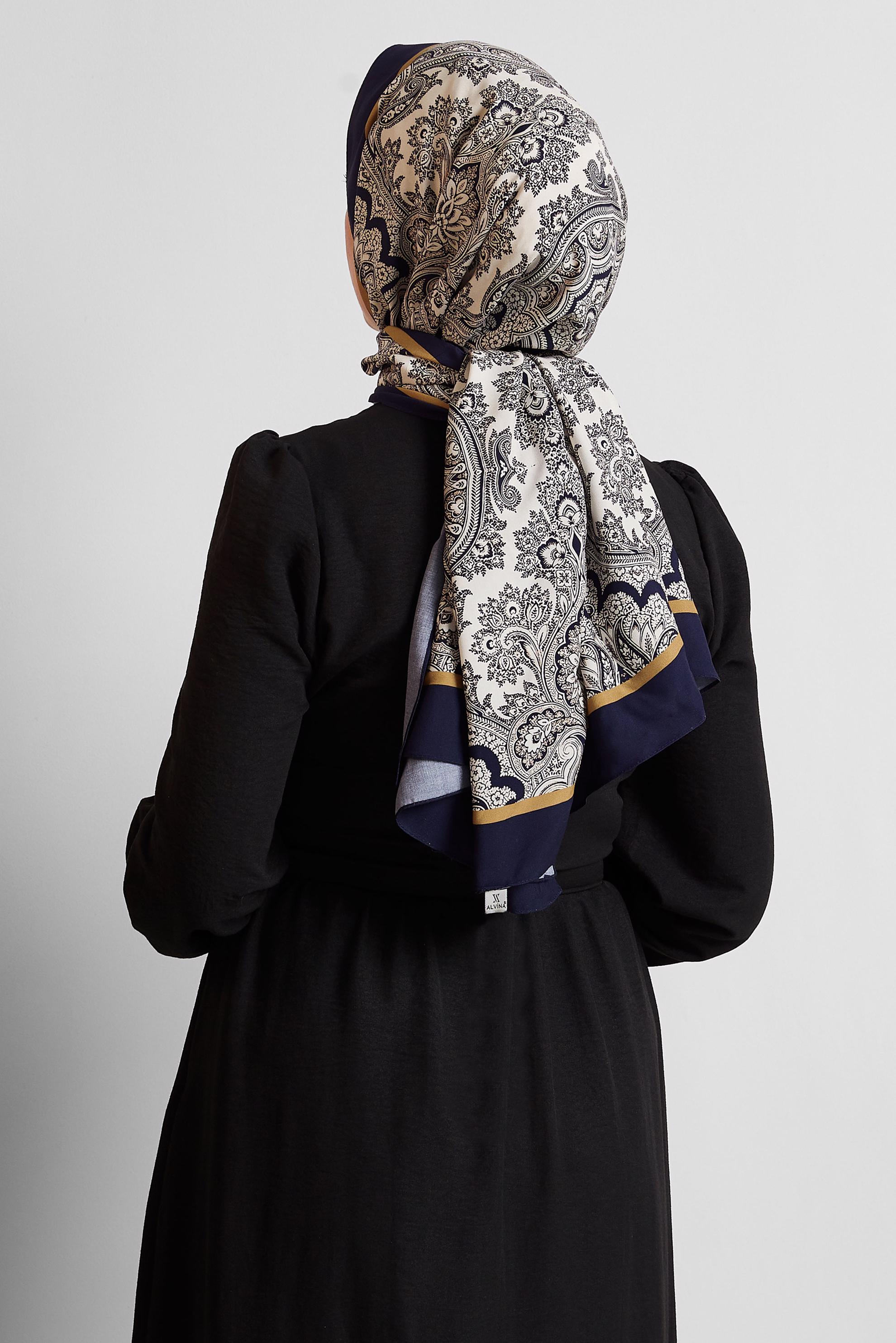 Tesettür giyim LACİVERT ALVİNA ETNİK DESENLİ ŞAL 4460