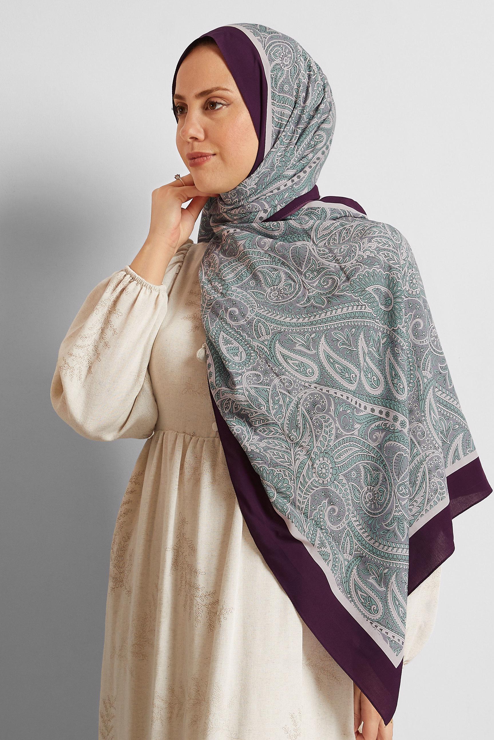 Tesettür giyim BORDO ALVİNA ETNİK DESENLİ ŞAL 4472