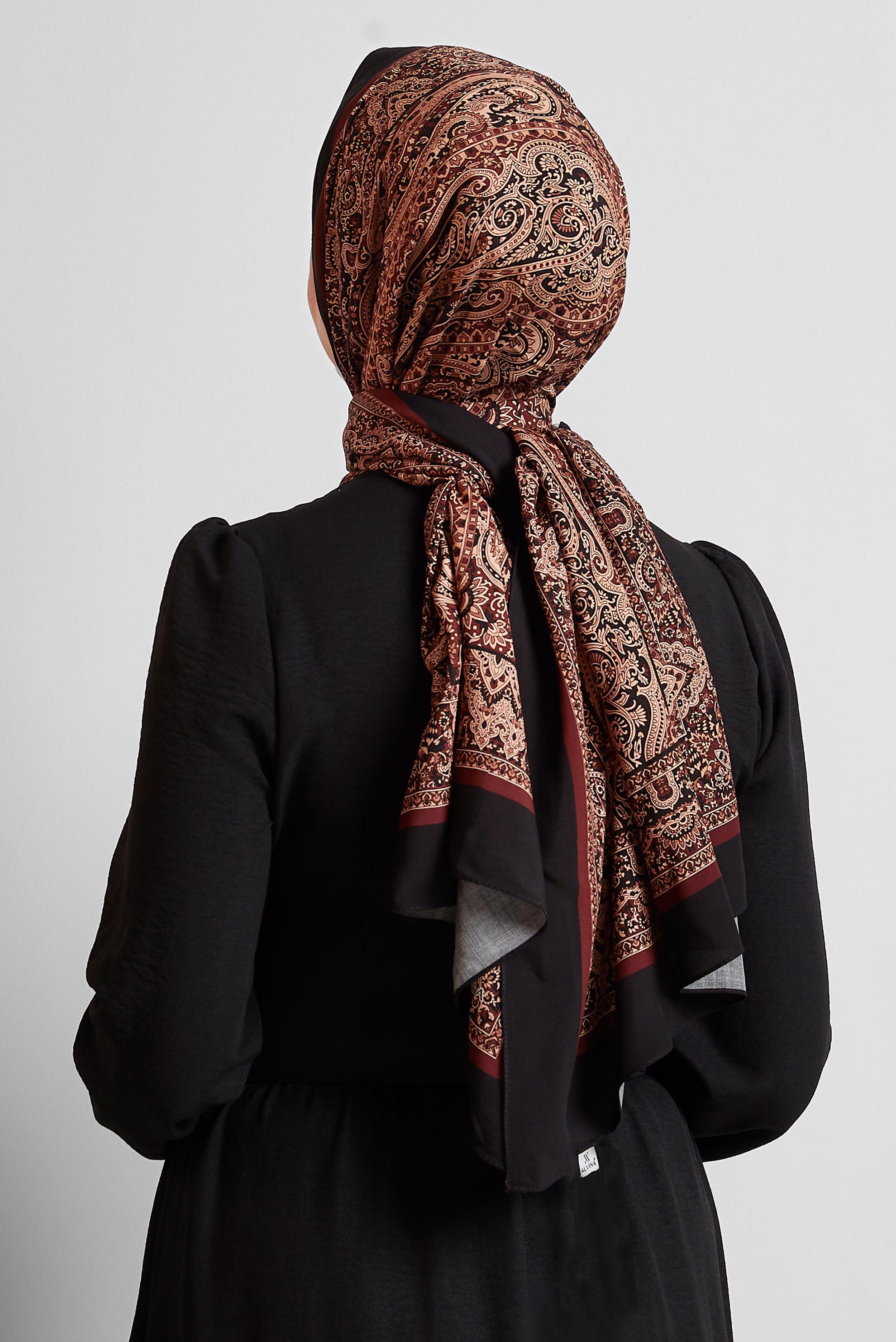 Tesettür giyim TABA ALVİNA ETNİK DESENLİ ŞAL 4479