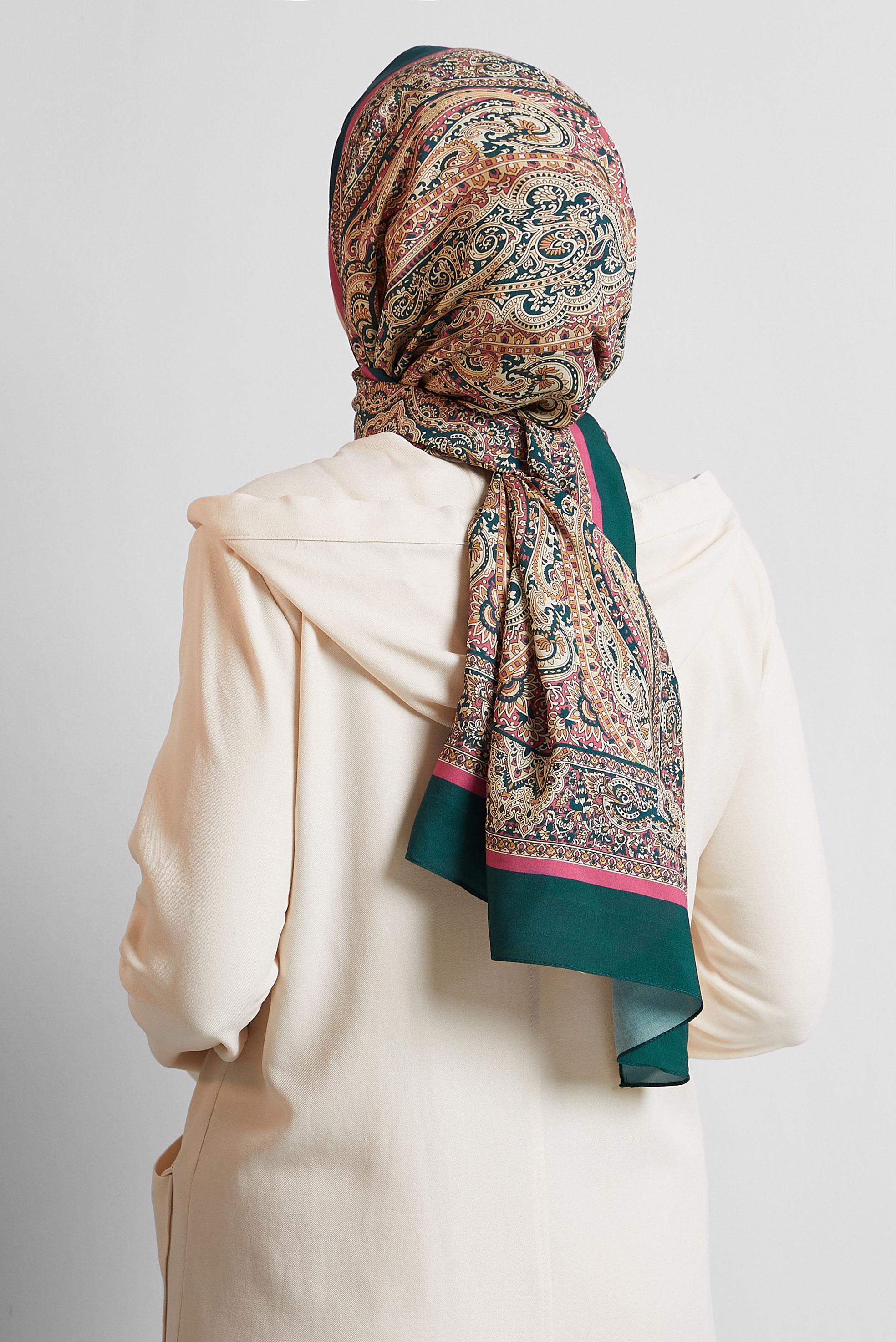 Tesettür giyim YEŞİL ALVİNA ETNİK DESENLİ ŞAL 4479