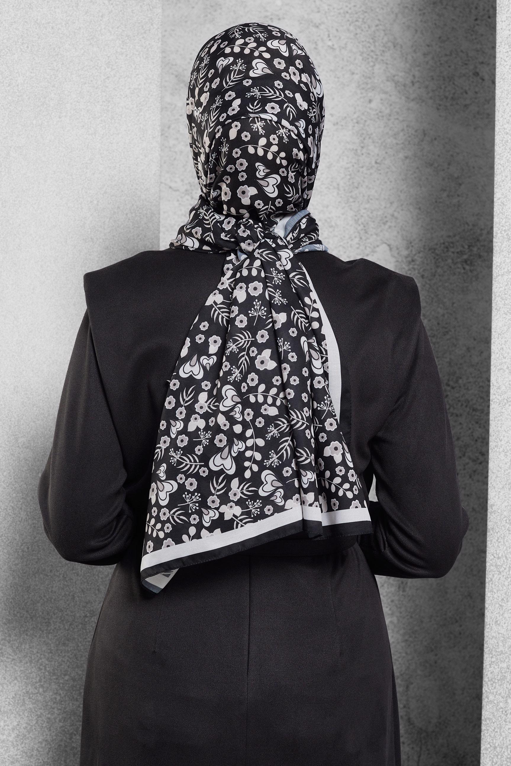 Tesettür giyim SİYAH ALVİNA DESENLİ ŞAL 7453