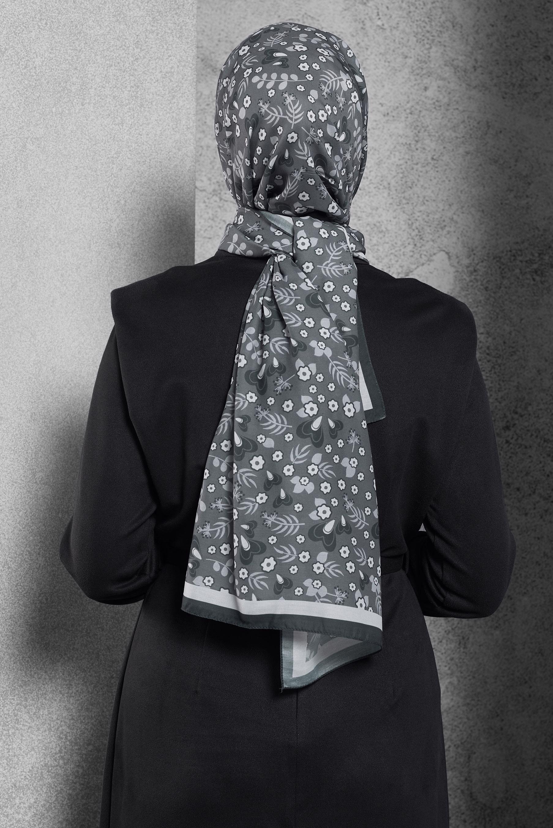 Tesettür giyim GRİ ALVİNA DESENLİ ŞAL 7453