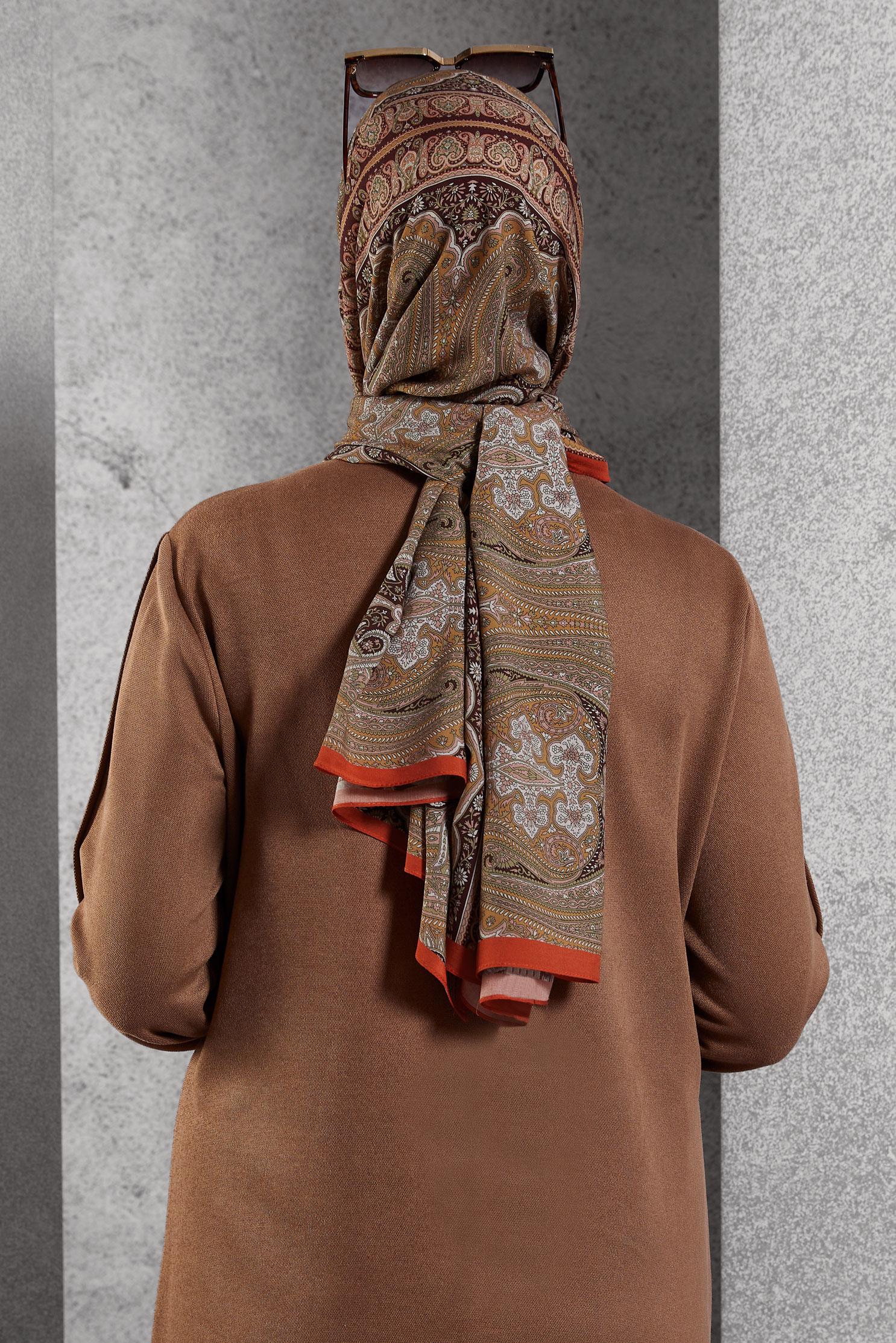 Tesettür giyim MERCAN ALVİNA ETNİK DESEN ŞAL 8521