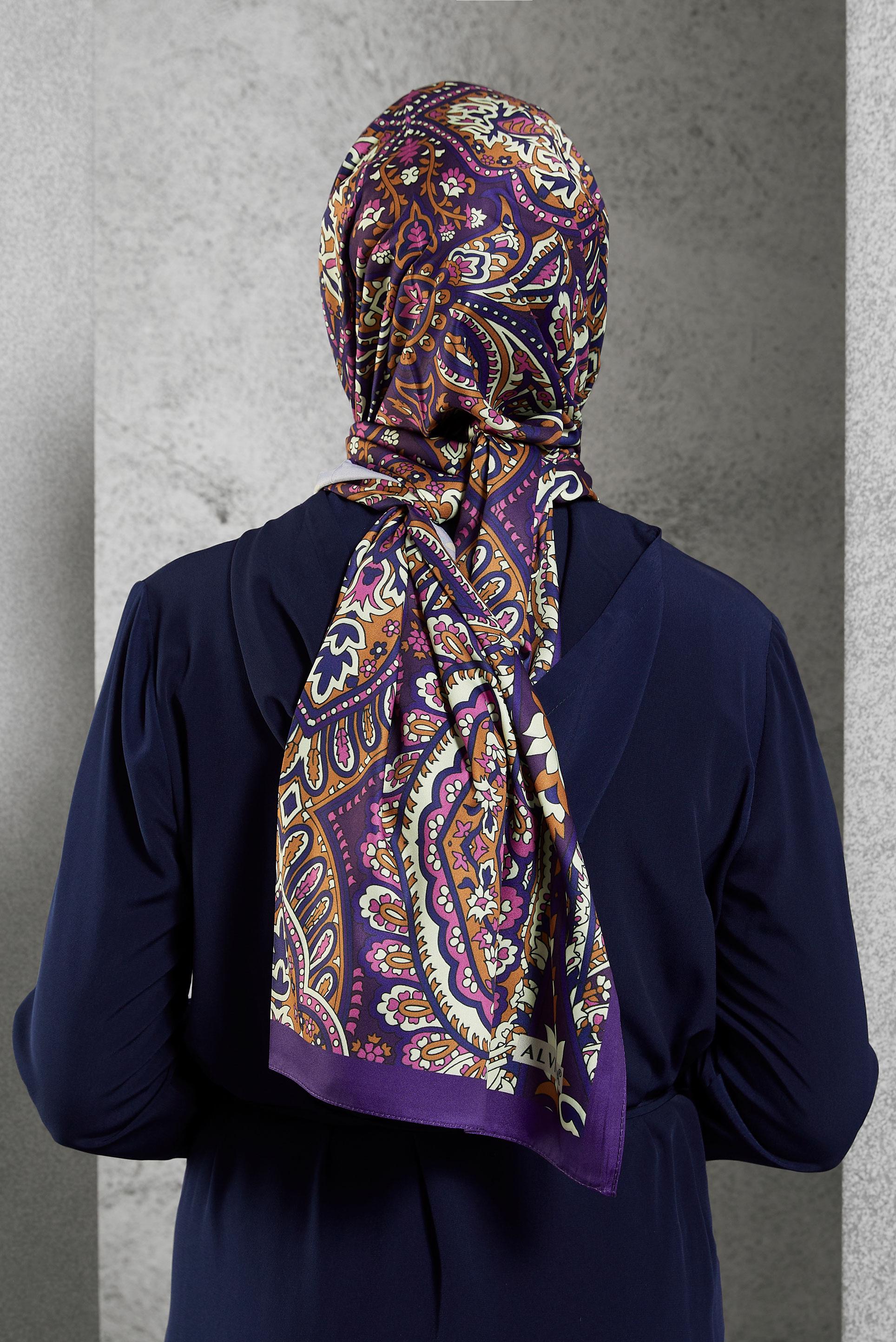 Tesettür giyim MOR ALVİNA ETNİK DESENLİ ŞAL 8522
