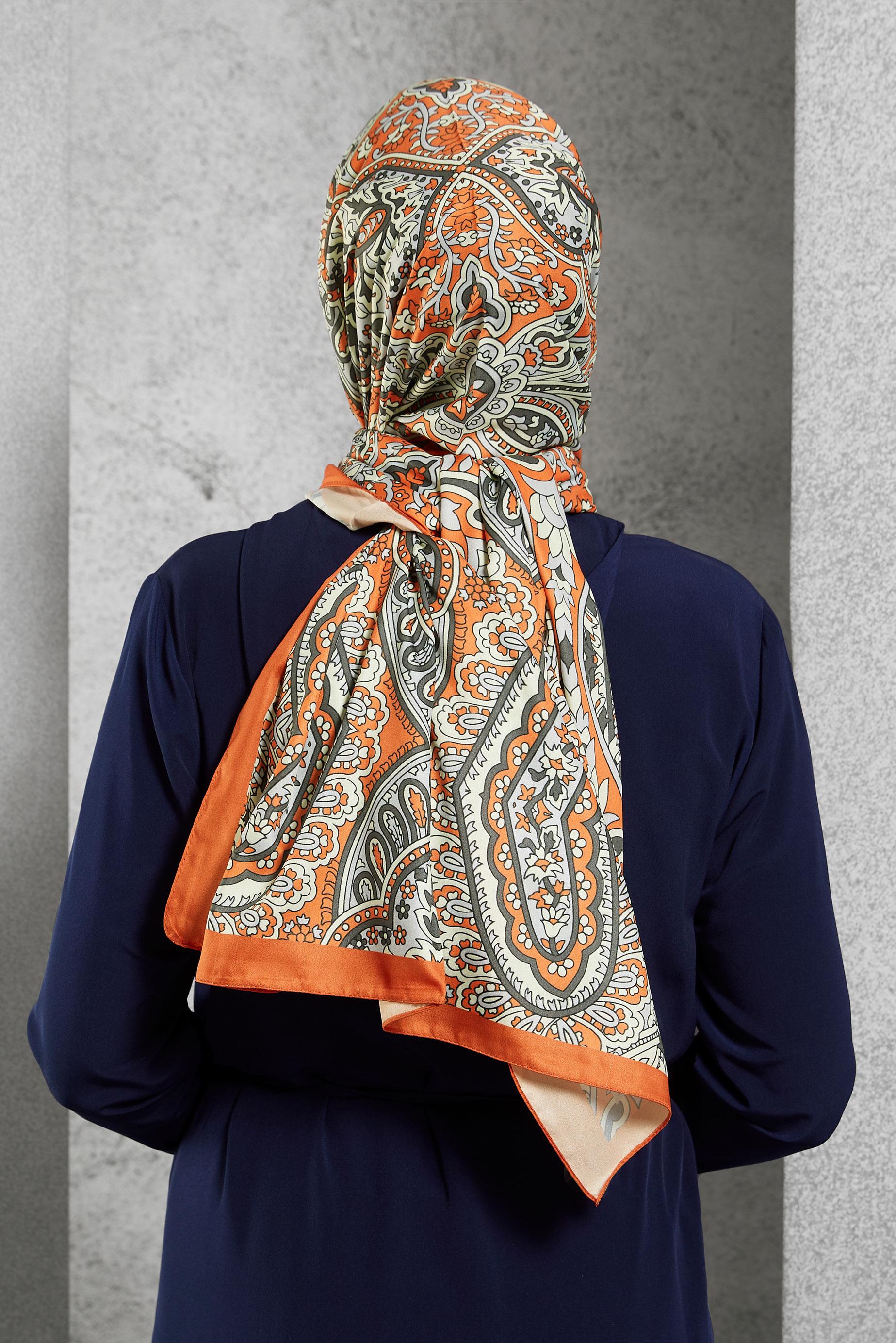 Tesettür giyim TURUNCU ALVİNA ETNİK DESENLİ ŞAL 8522