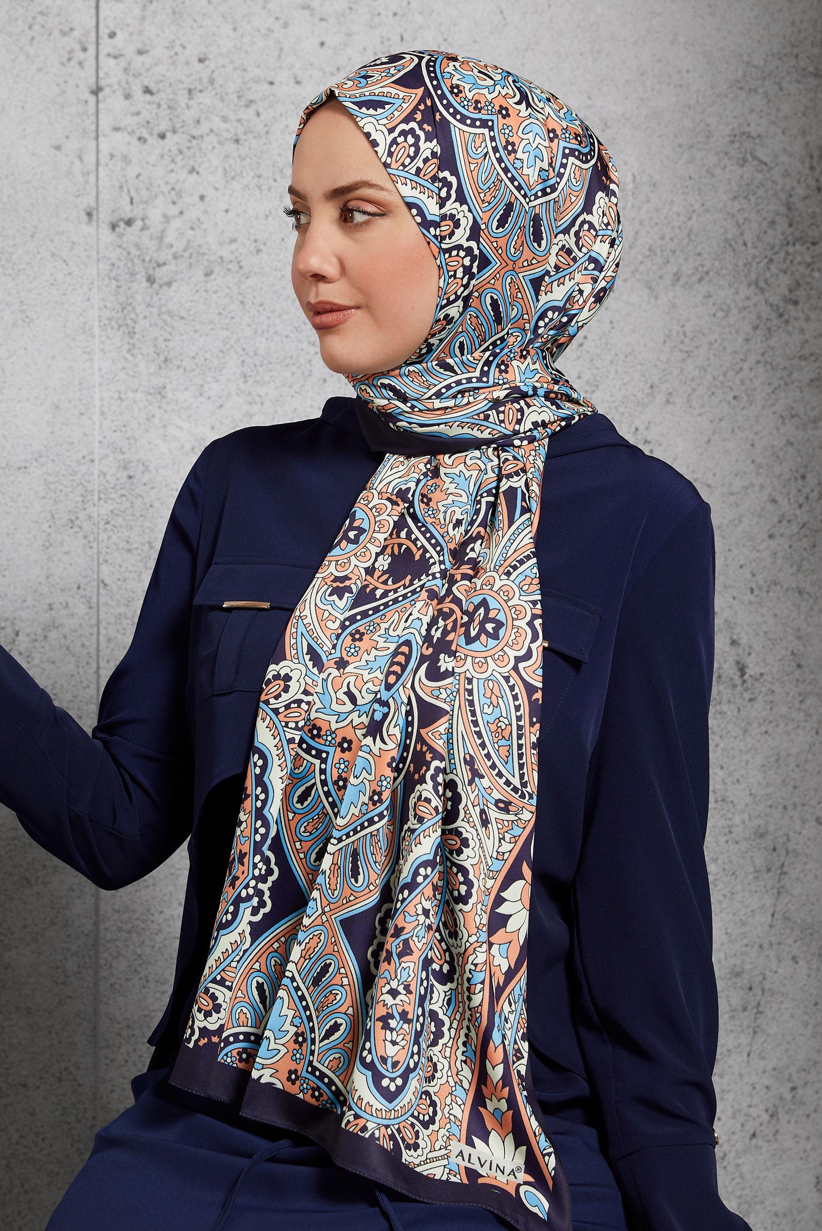 Tesettür giyim LACİVERT ALVİNA ETNİK DESENLİ ŞAL 8522