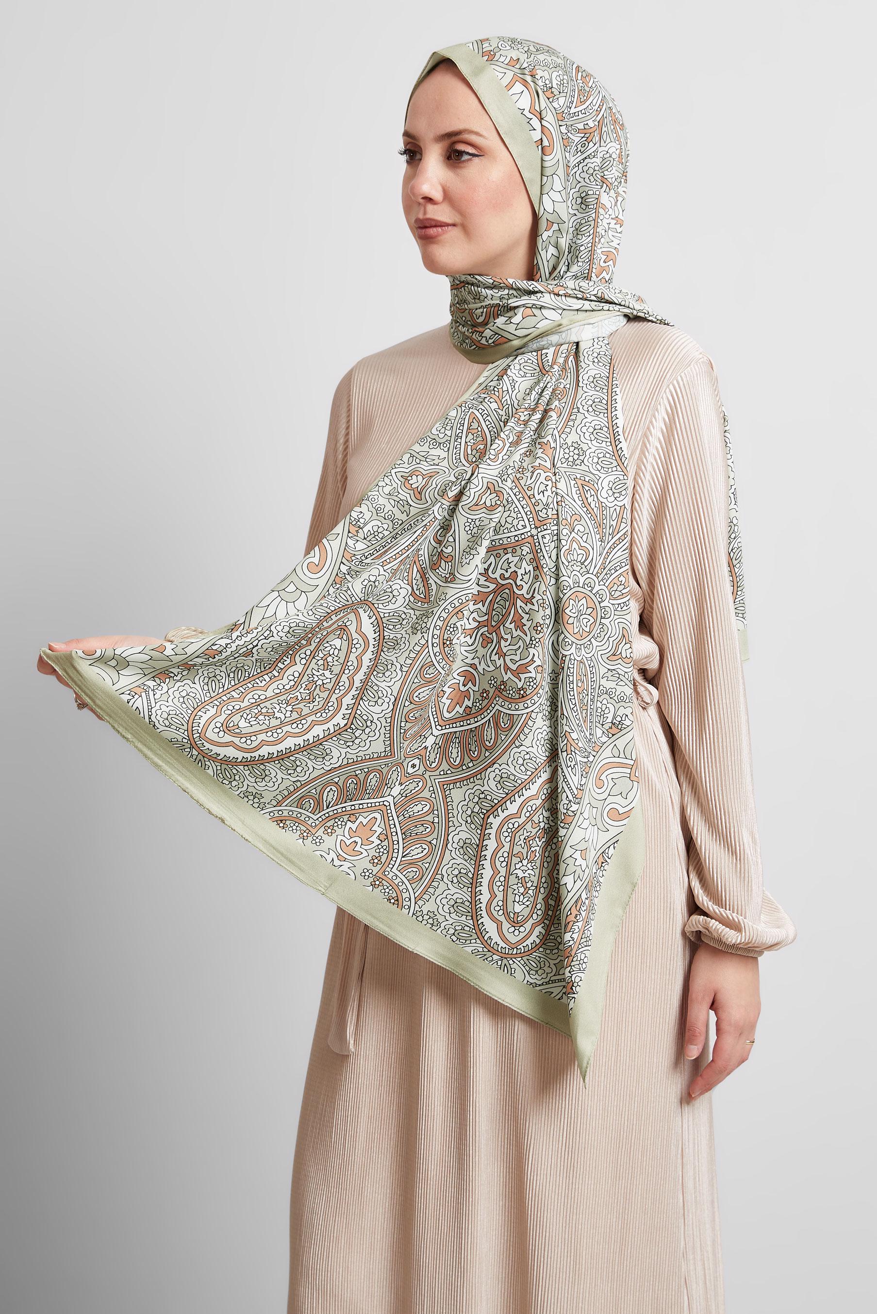 Tesettür giyim YEŞİL ALVİNA ETNİK DESENLİ ŞAL 8522