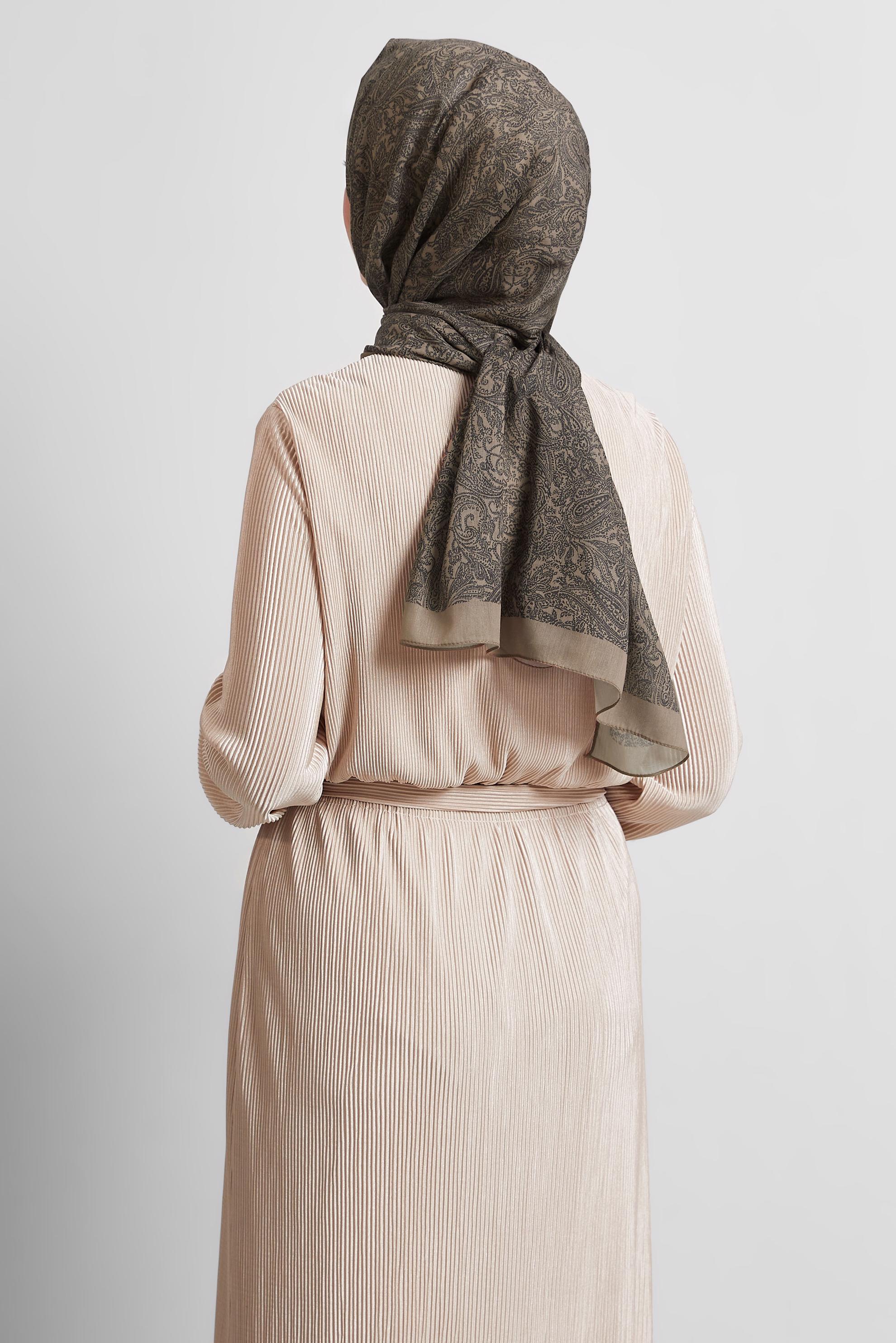 Tesettür giyim VİZON ALVİNA ŞAL 8530