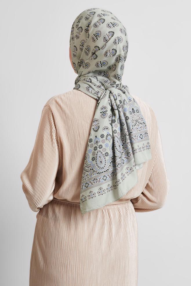 Tesettür giyim VİZON ALVİNA DESENLİ ŞAL 8531 - ALVİNA