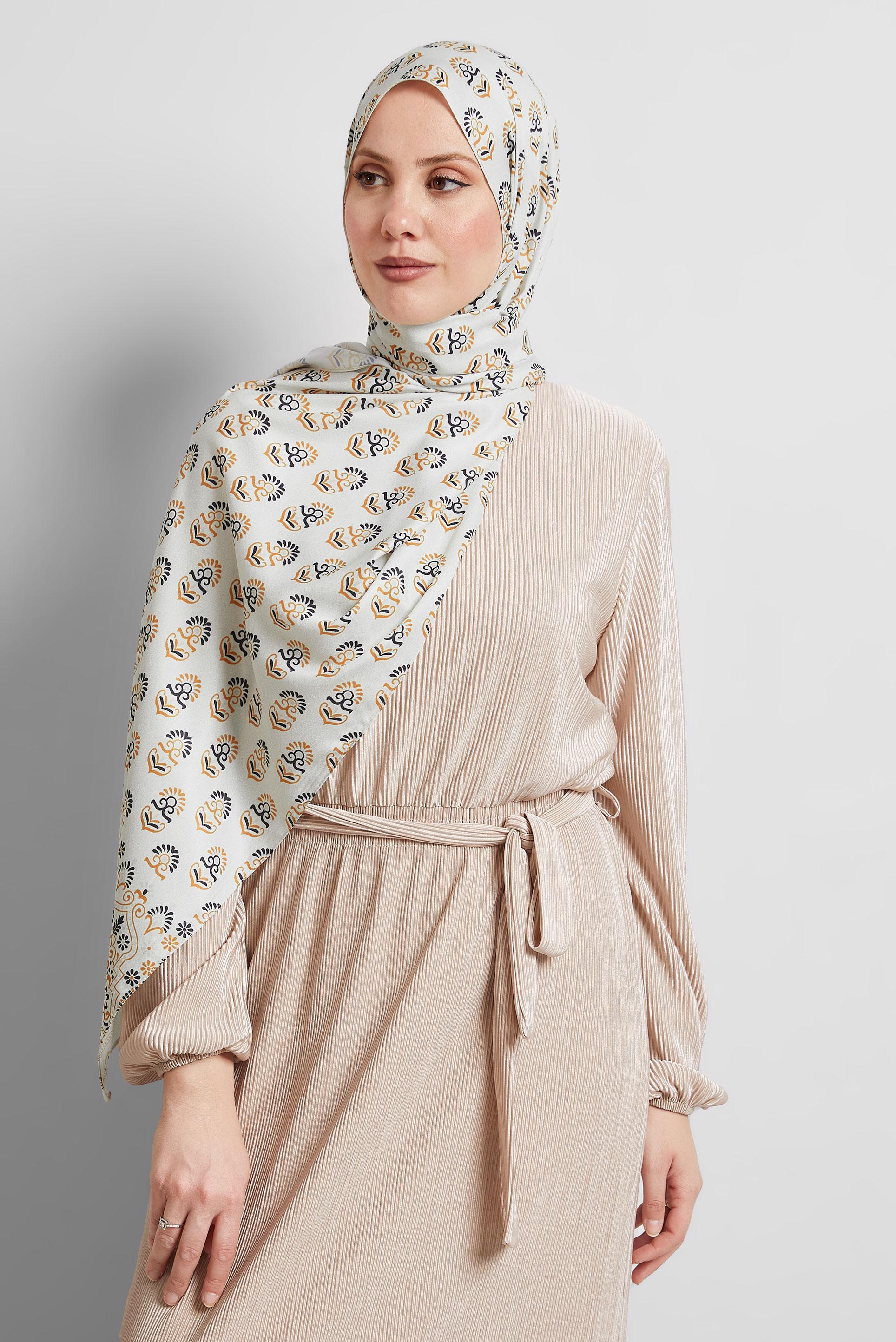 Tesettür giyim BEJ ALVİNA DESENLİ ŞAL 8531