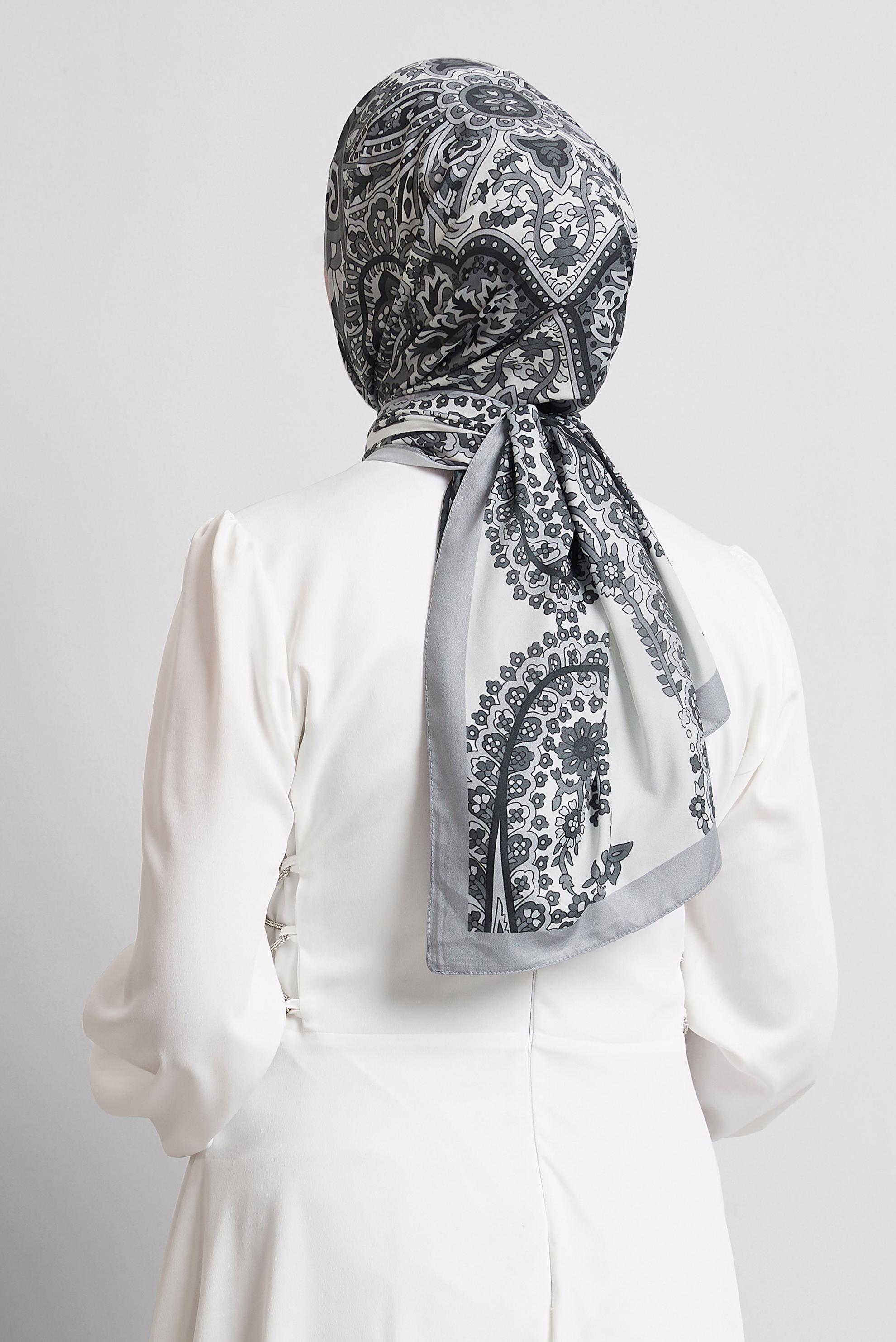 Tesettür giyim GRİ ALVİNA DESENLİ ŞAL 8532