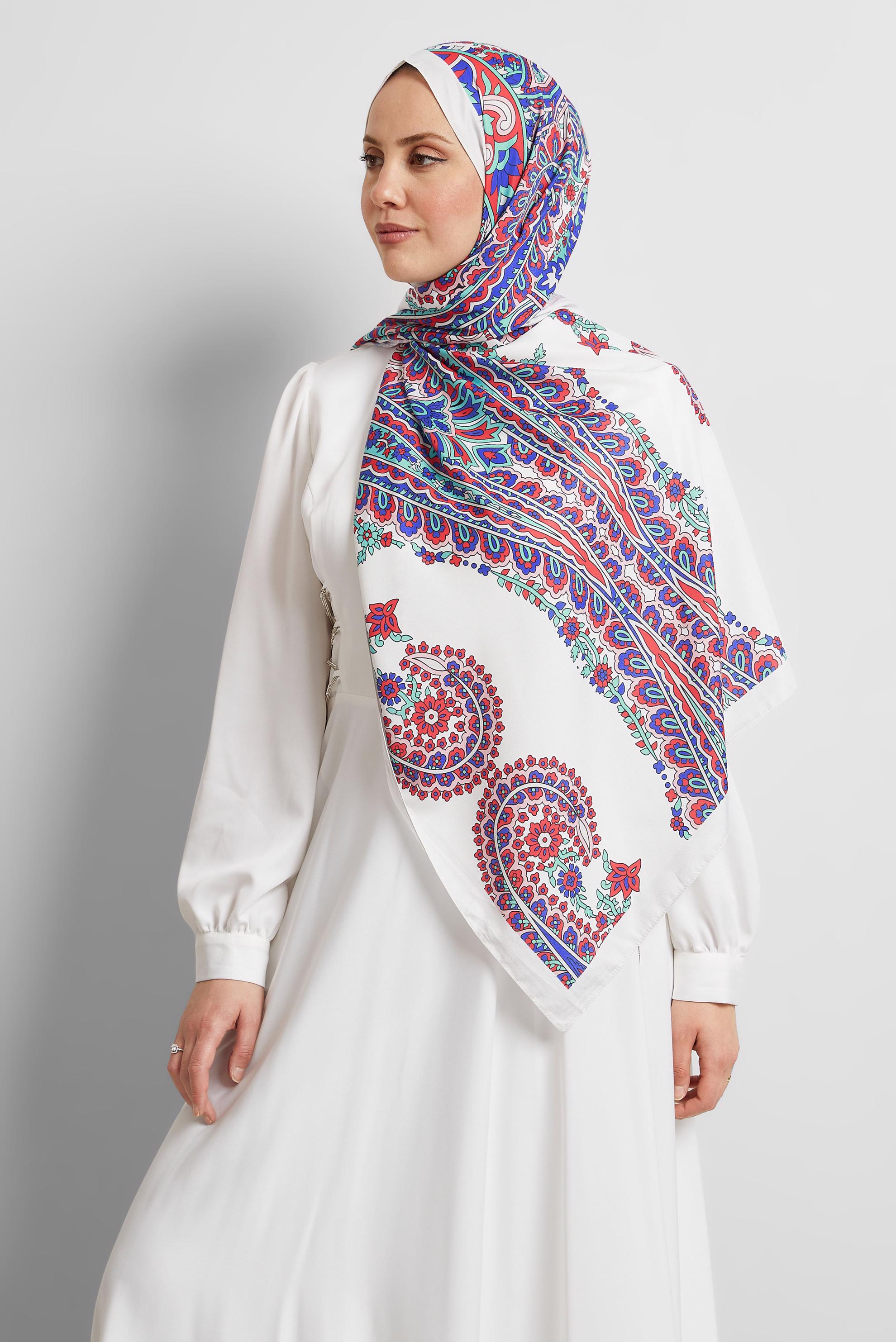 Tesettür giyim EKRU ALVİNA DESENLİ ŞAL 8532