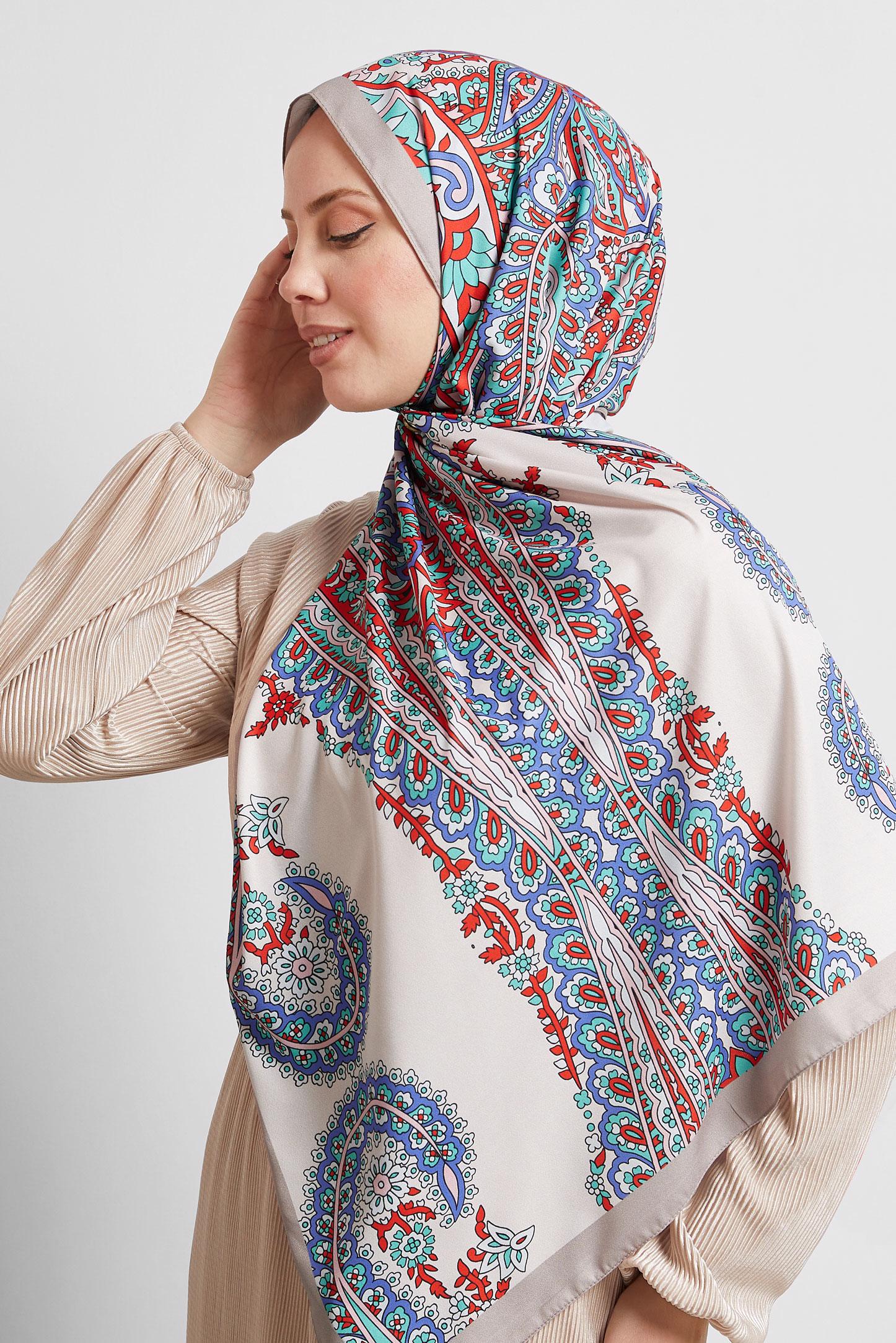 Tesettür giyim PUDRA ALVİNA DESENLİ ŞAL 8532