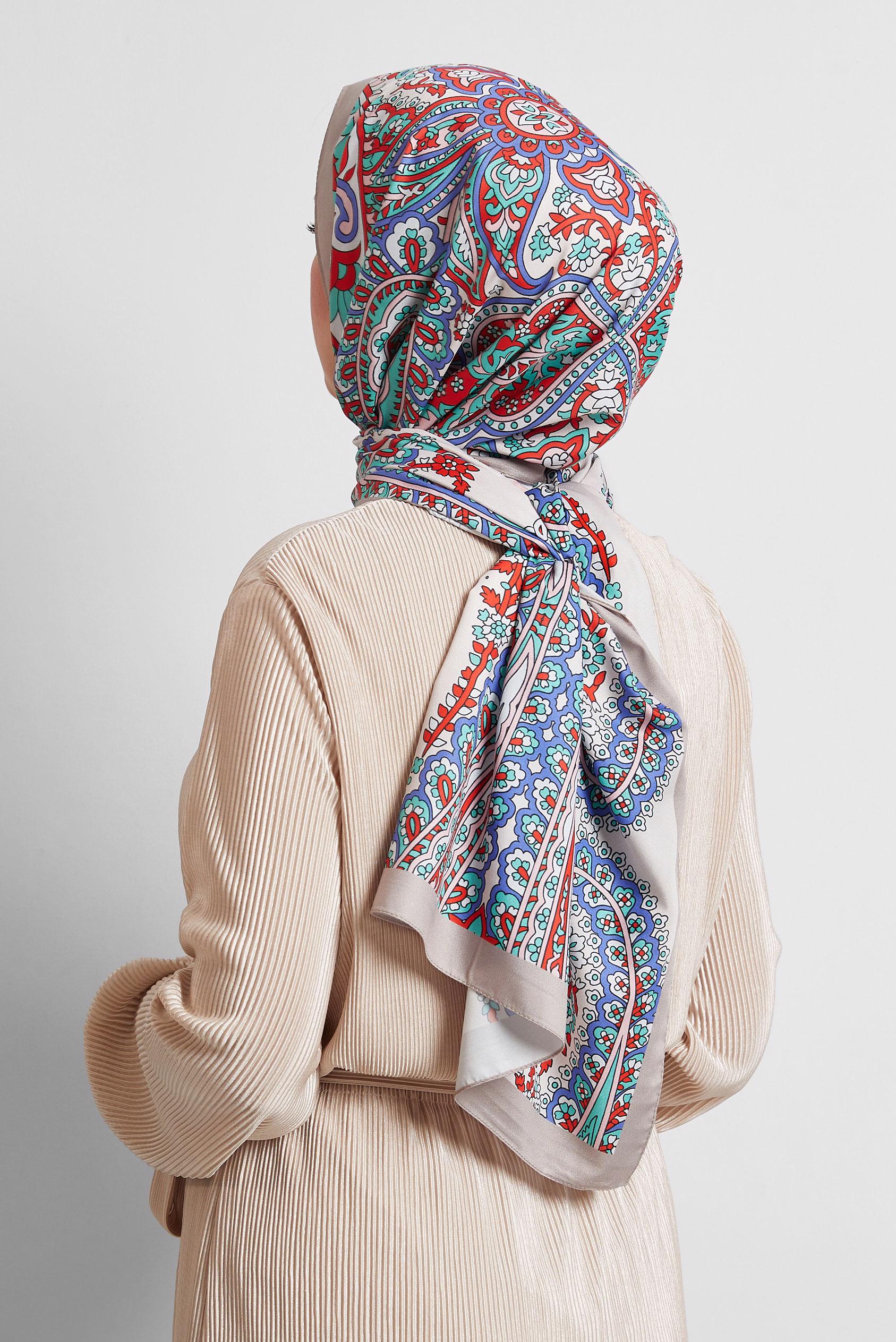 Tesettür giyim PUDRA ALVİNA DESENLİ ŞAL 8532