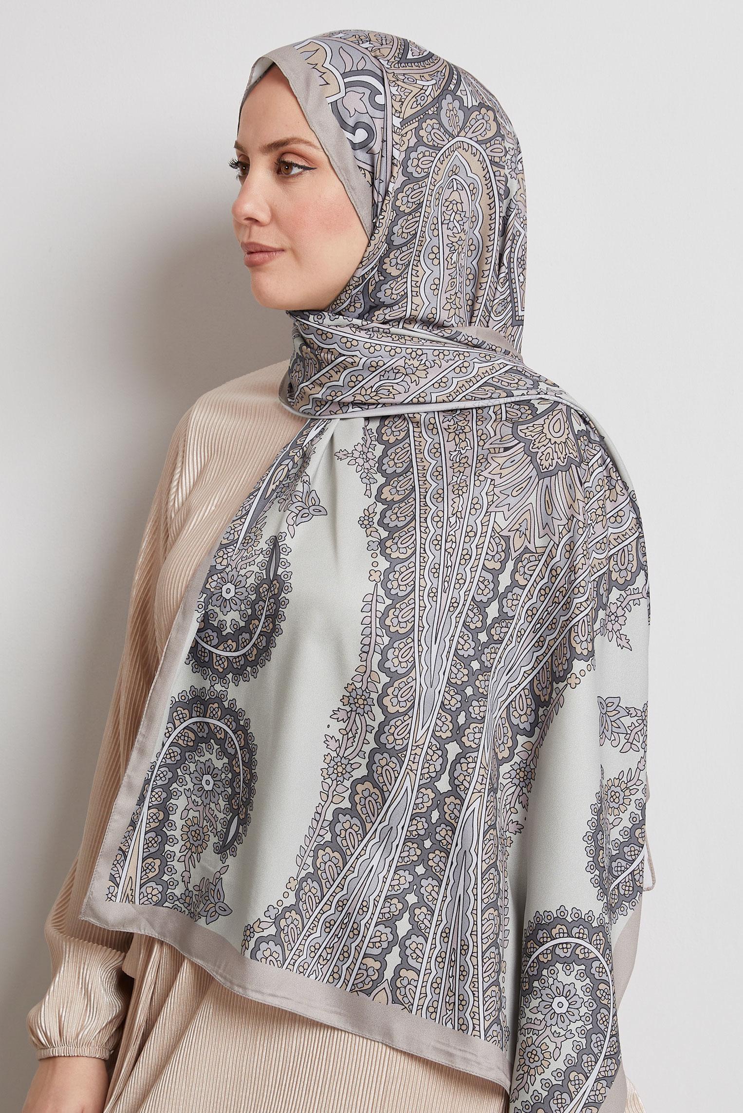 Tesettür giyim VİZON ALVİNA DESENLİ ŞAL 8532