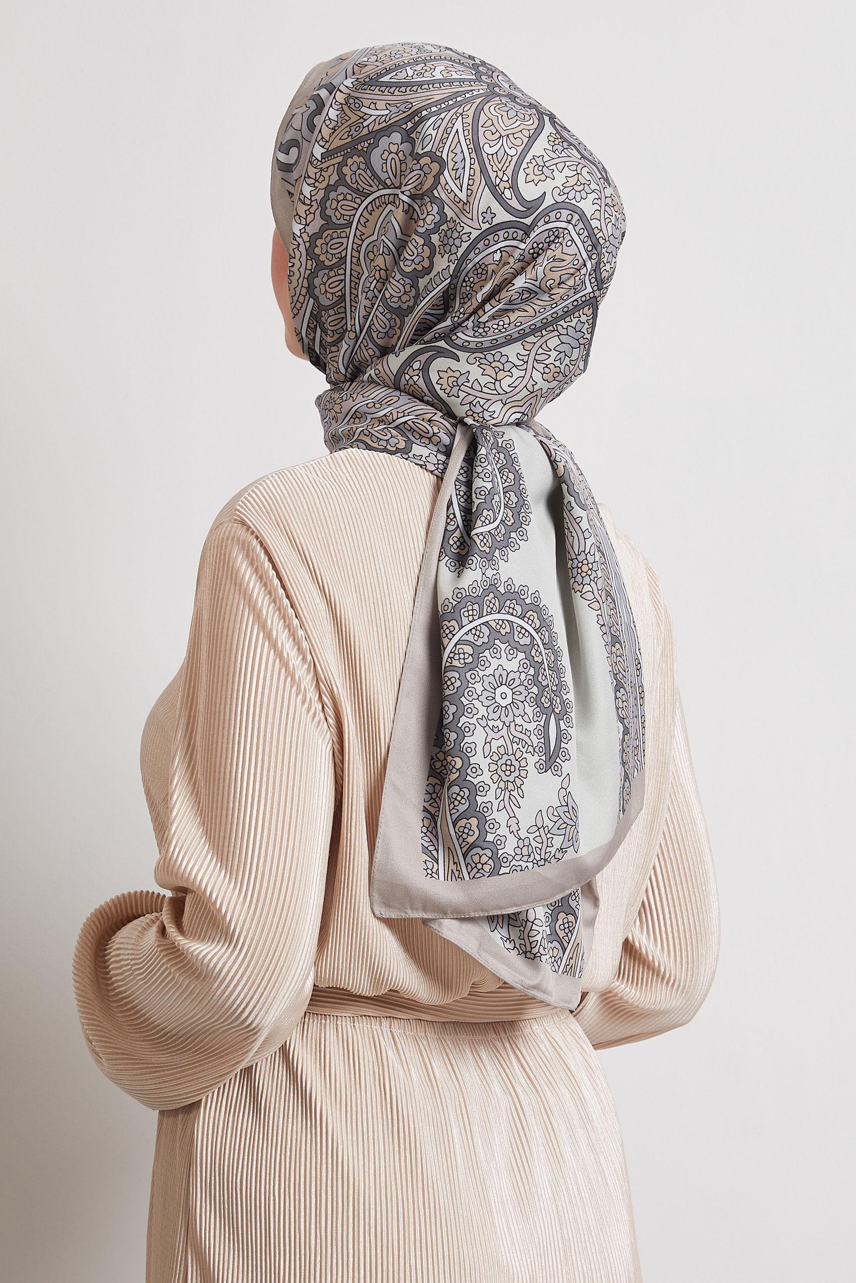 Tesettür giyim VİZON ALVİNA DESENLİ ŞAL 8532