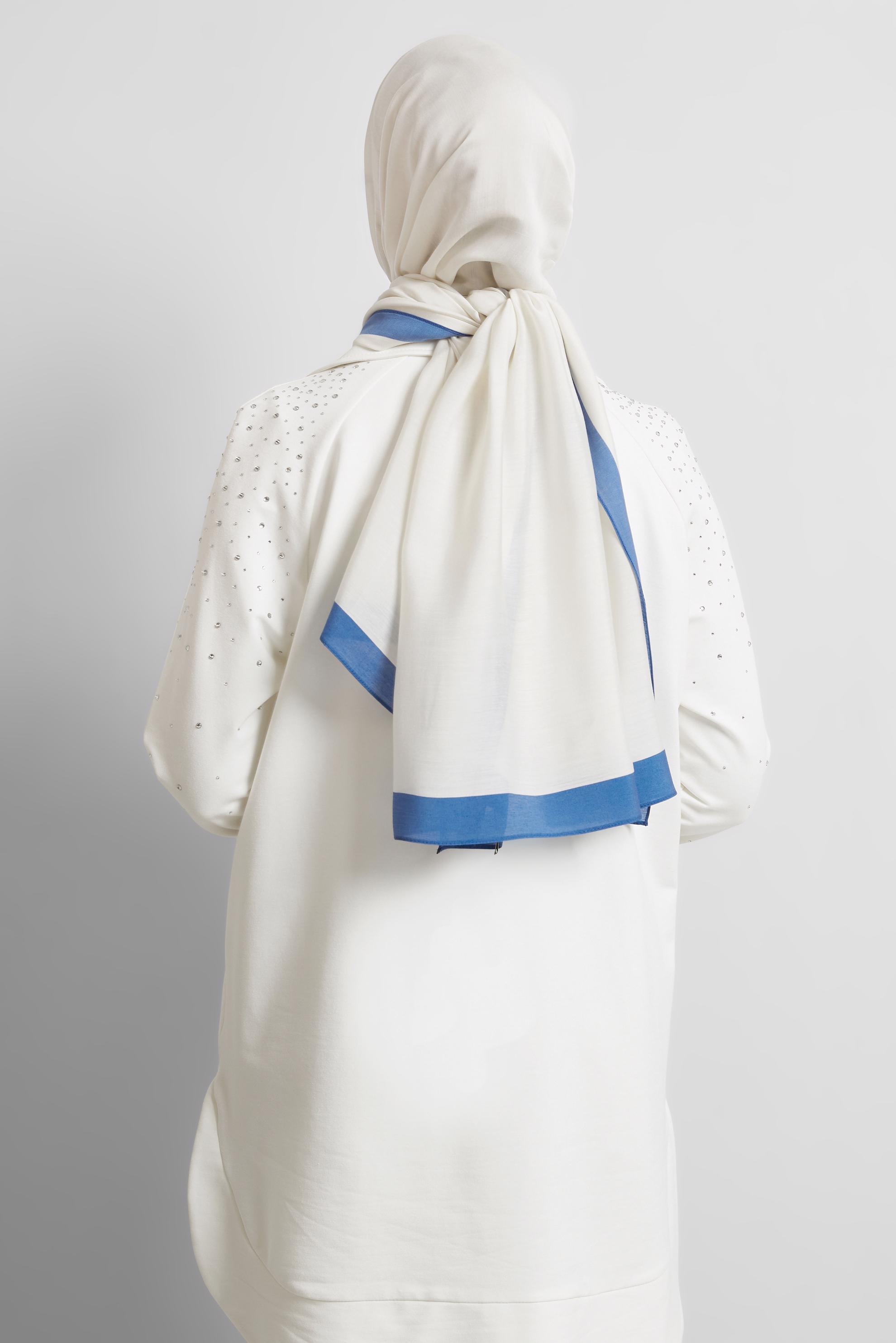 Tesettür giyim BEYAZ ALVİNA ŞAL 8533