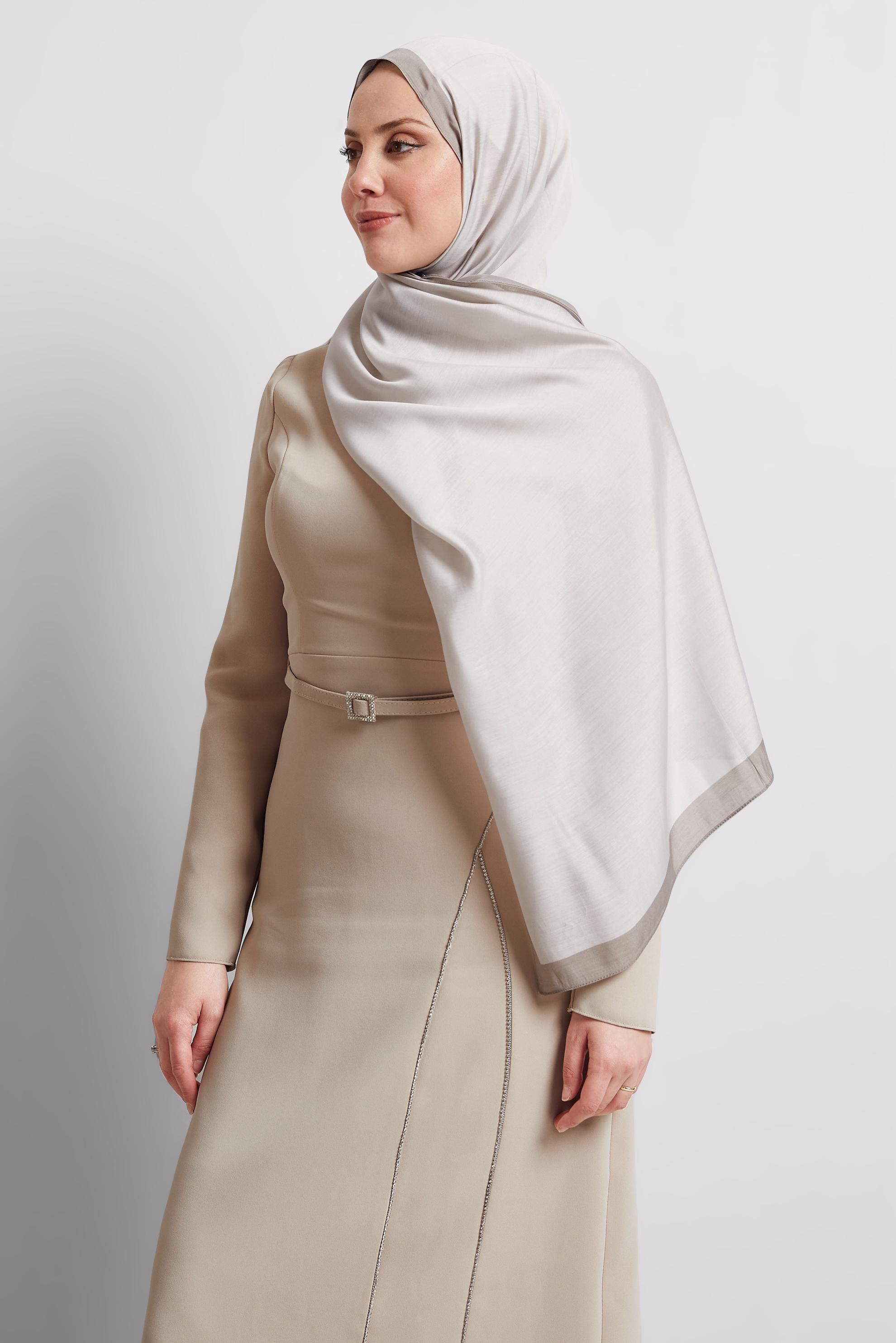Tesettür giyim BEJ ALVİNA ŞAL 8533