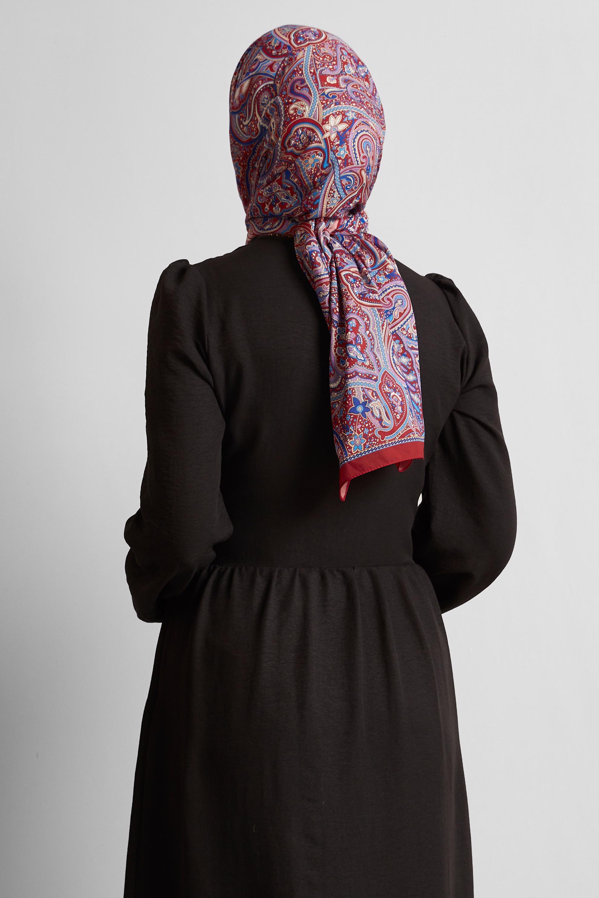 Tesettür giyim KIRMIZI ALVİNA ETNİK DESEN ŞAL 8539