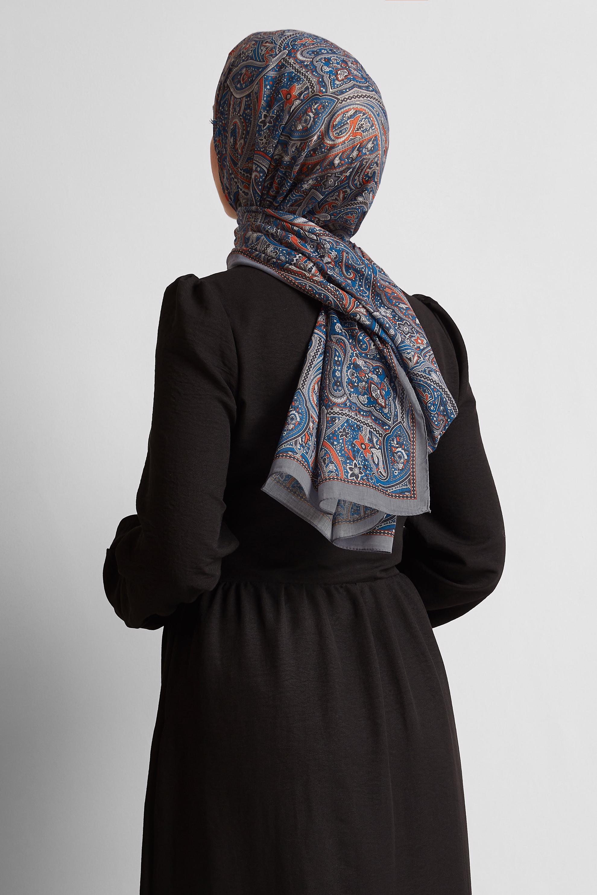 Tesettür giyim GRİ ALVİNA ETNİK DESEN ŞAL 8539