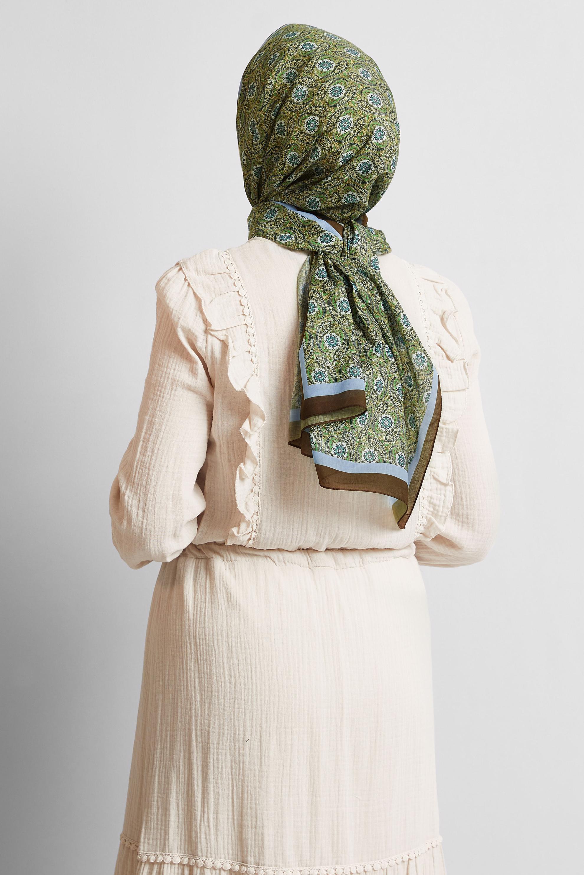 Tesettür giyim YEŞİL ALVİNA DESENLİ ŞAL 8540